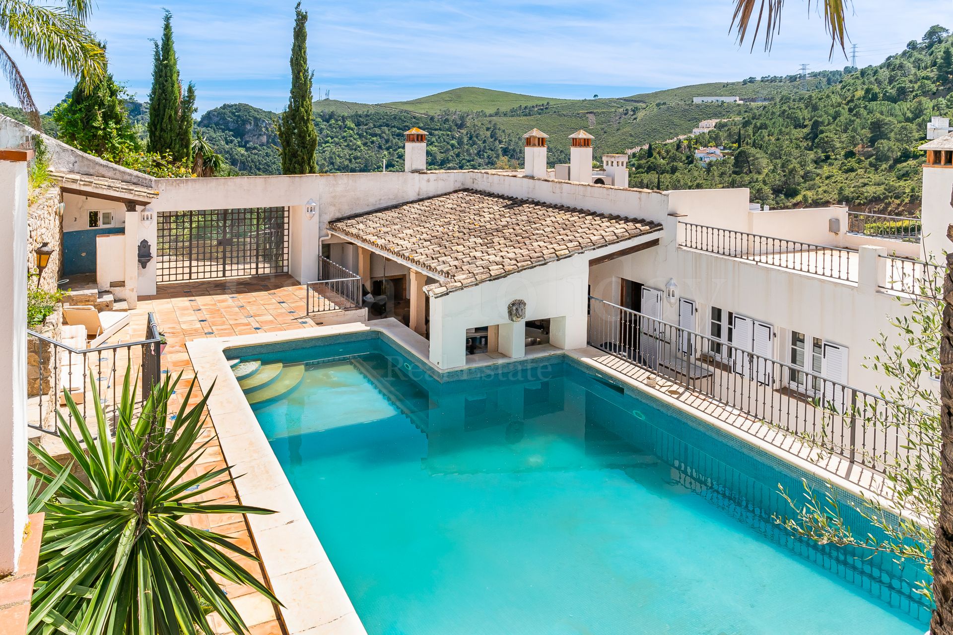 Villa in Benahavis Centro, Benahavis