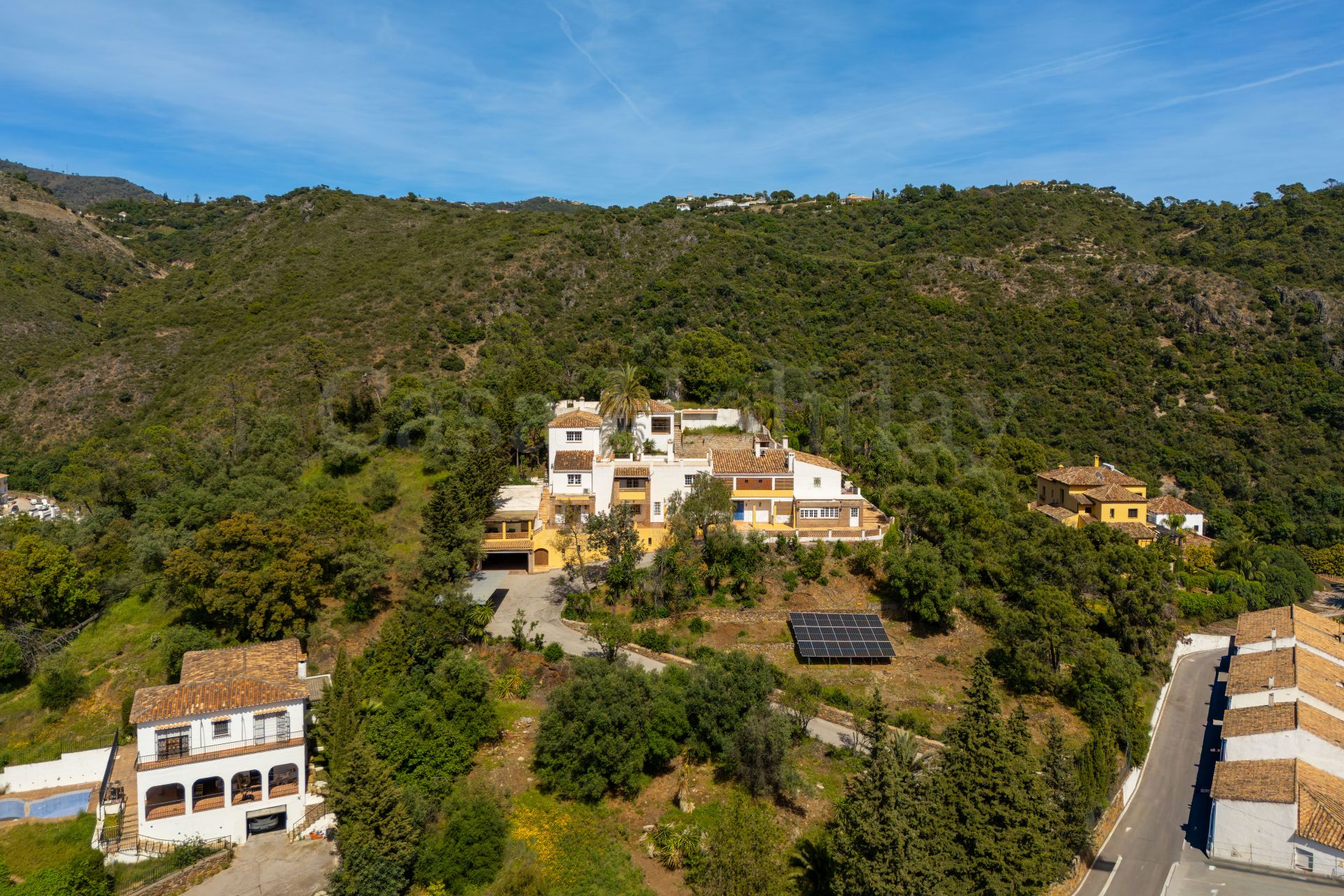 Villa in Benahavis Centro, Benahavis