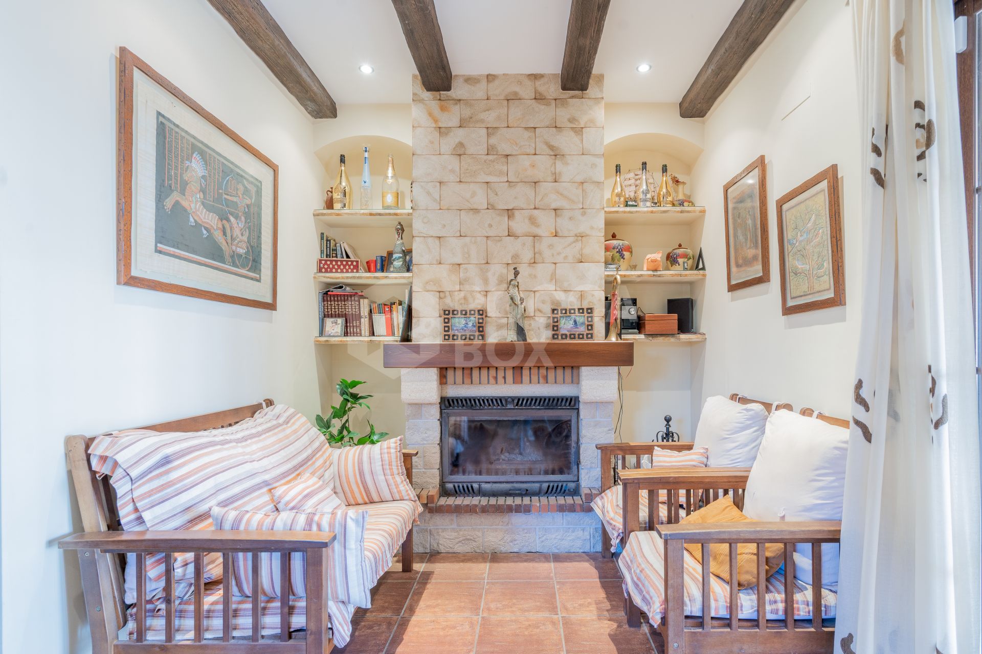 Sea-View Villa with Large Plots & Endless Potential – La Pantoja, Estepona Hills