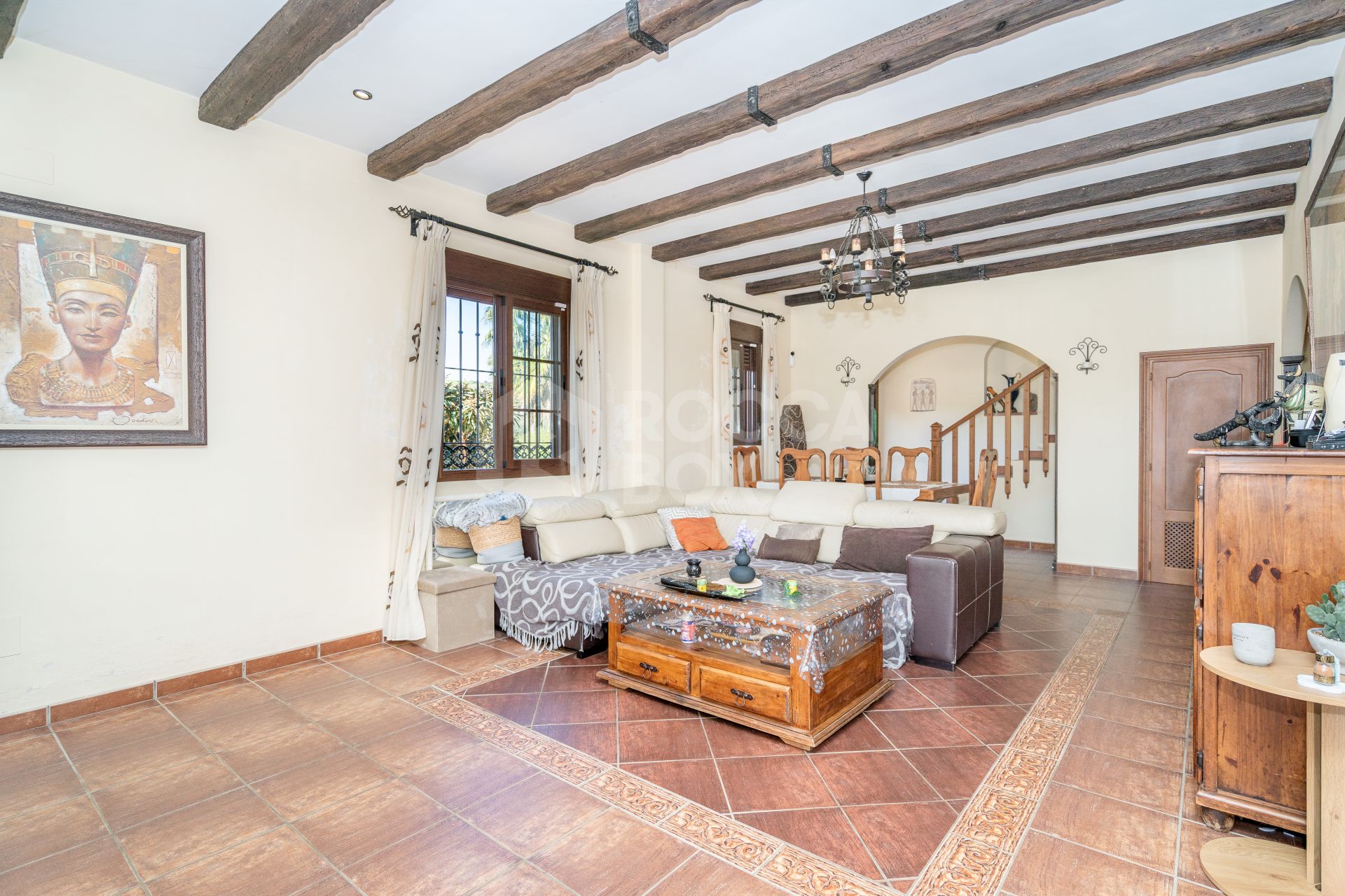 Sea-View Villa with Large Plots & Endless Potential – La Pantoja, Estepona Hills