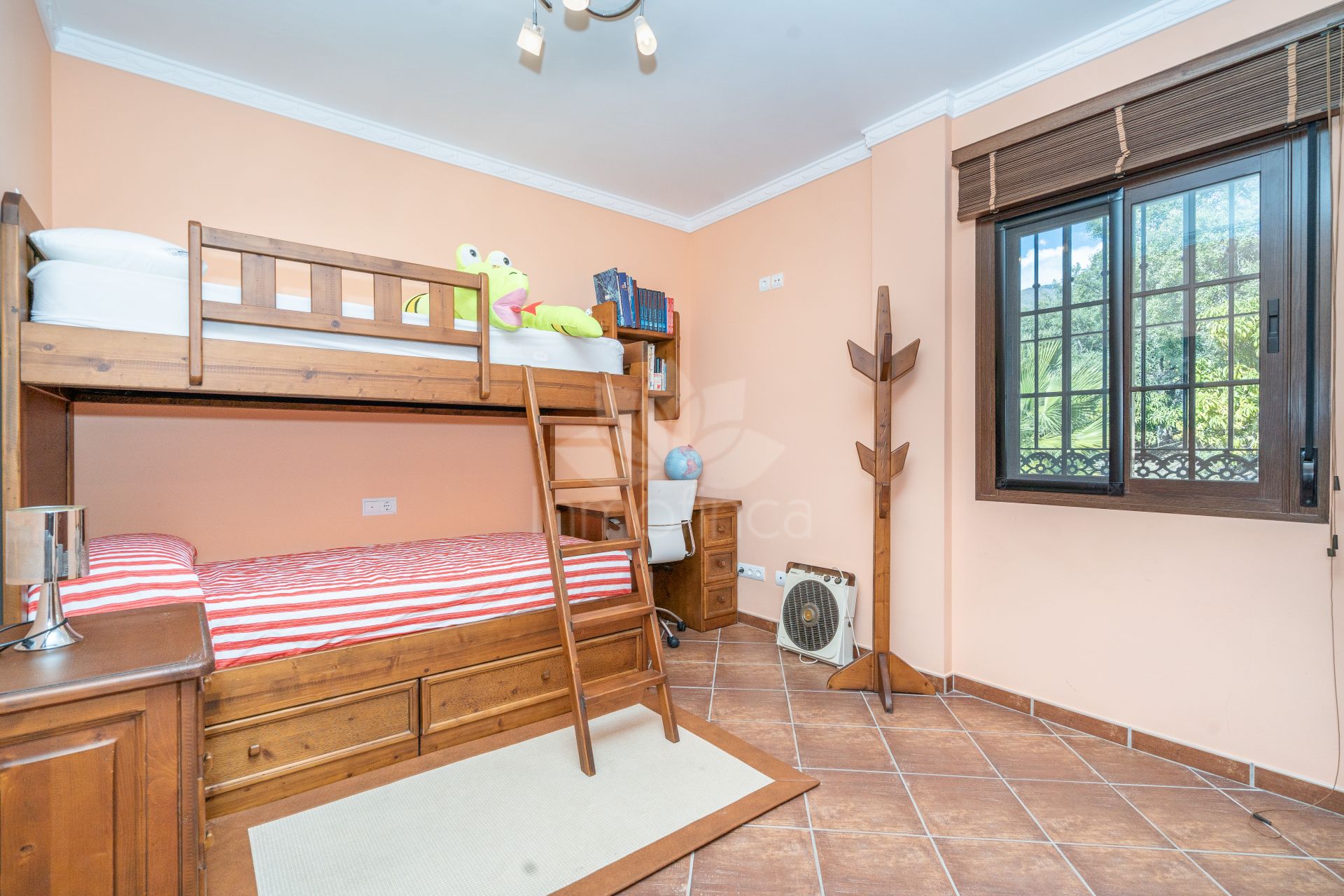 Villa en Altos de Estepona, Estepona