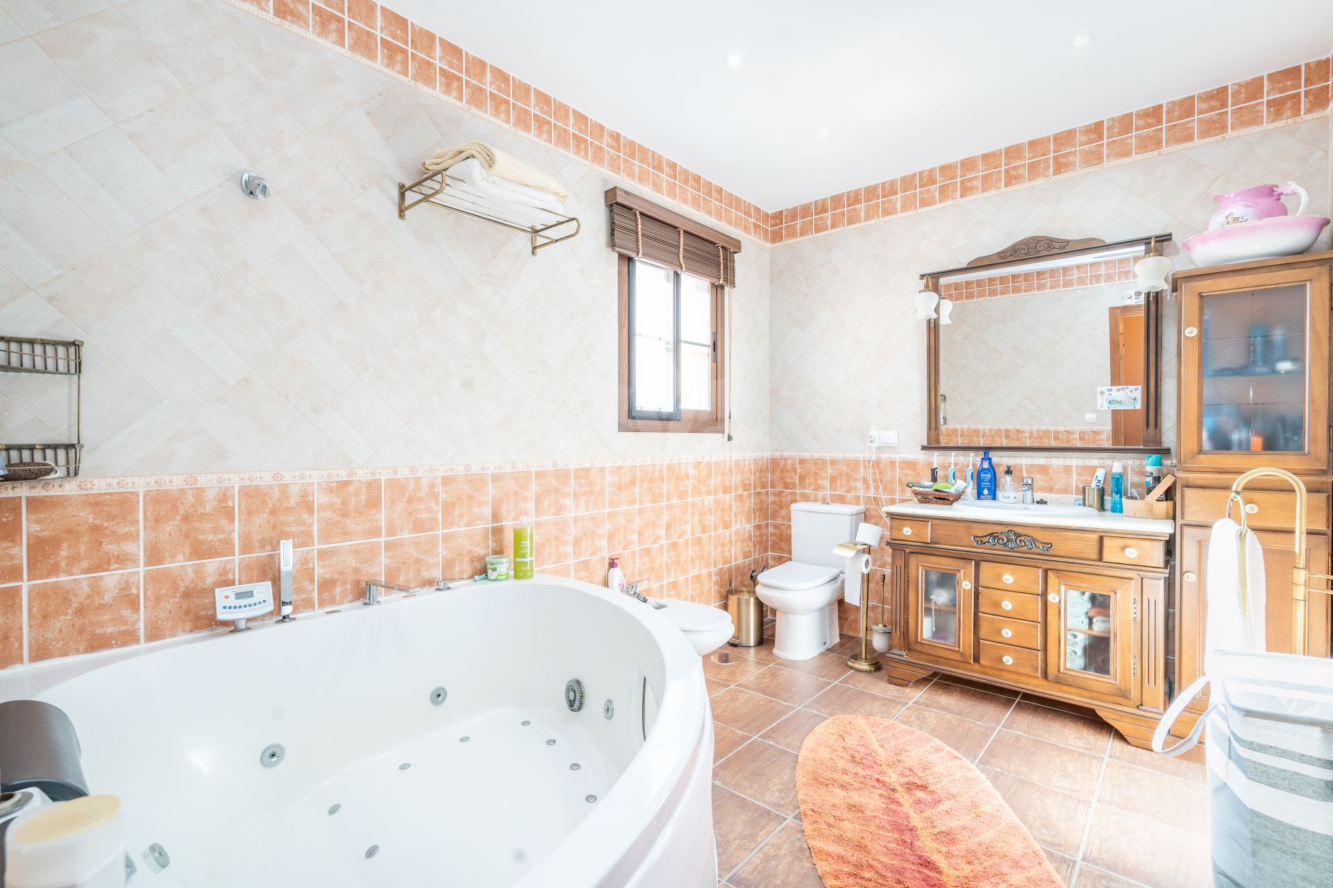 Villa en Altos de Estepona, Estepona