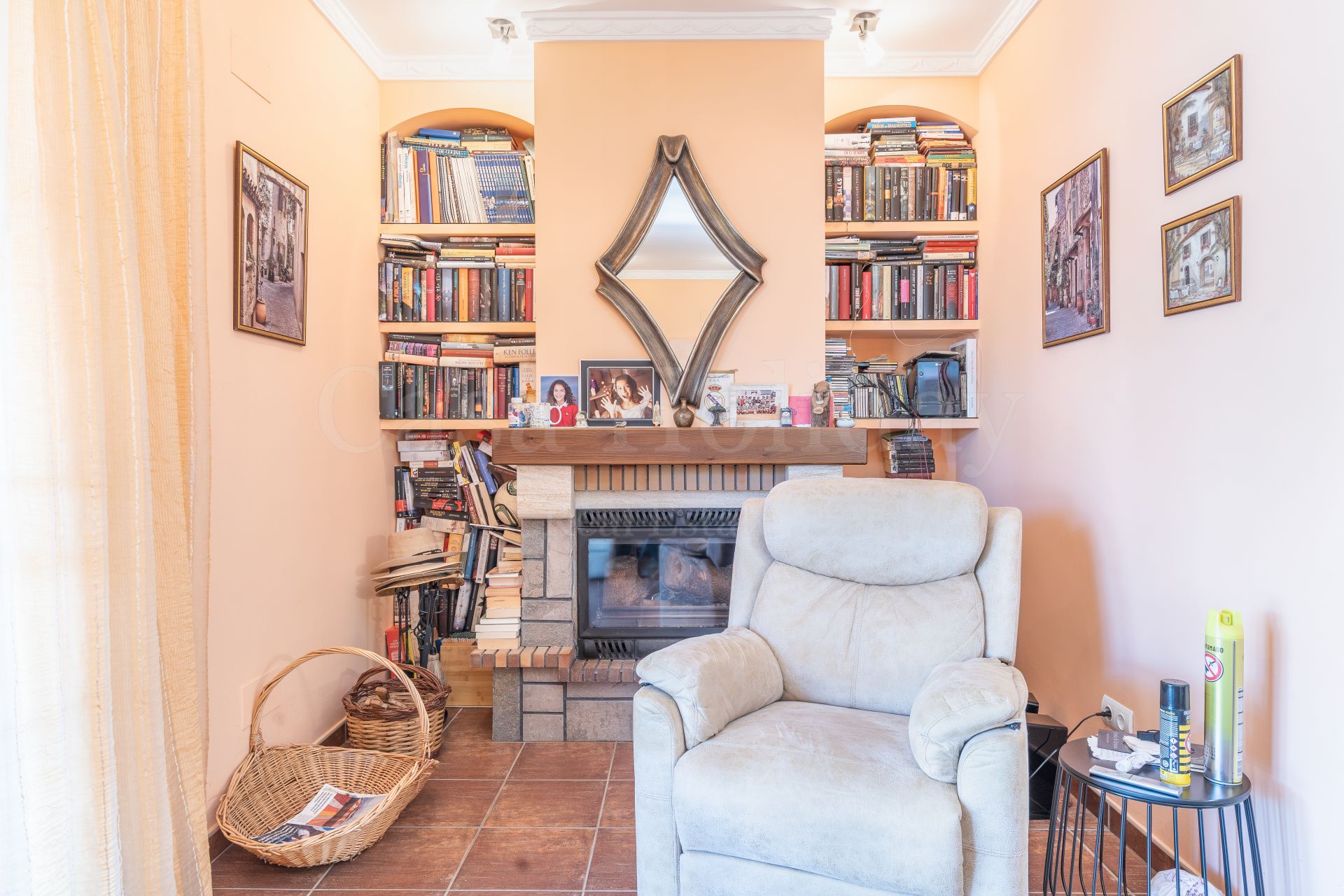 Villa in Altos de Estepona, Estepona