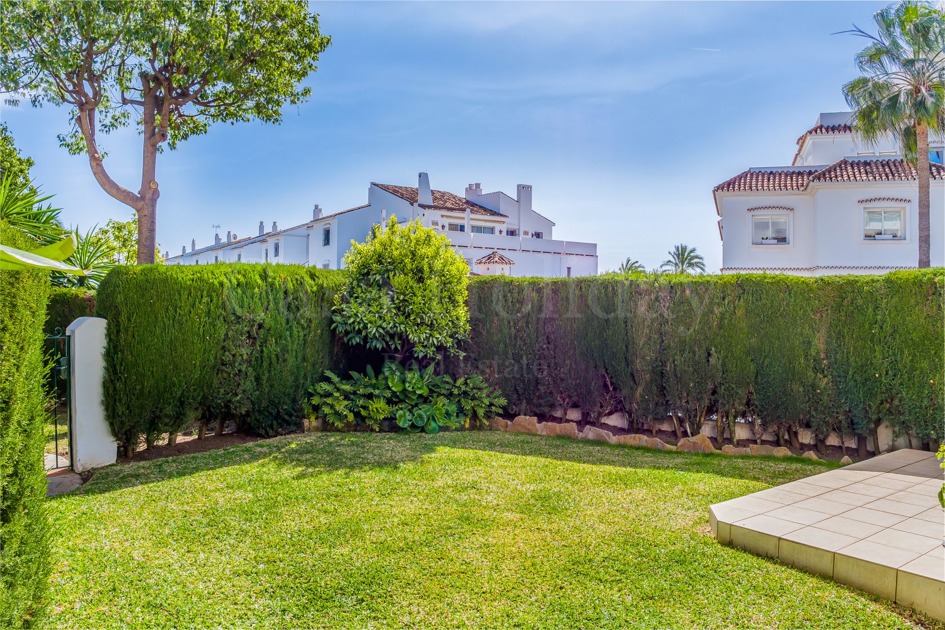Apartamento Planta Baja en Cerro Blanco, Marbella