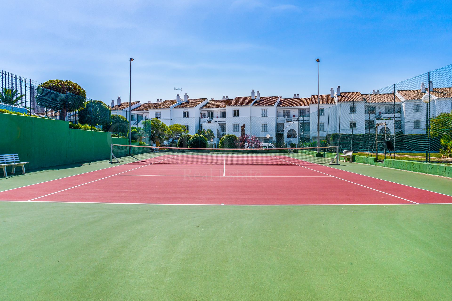 Apartamento Planta Baja en Cerro Blanco, Marbella