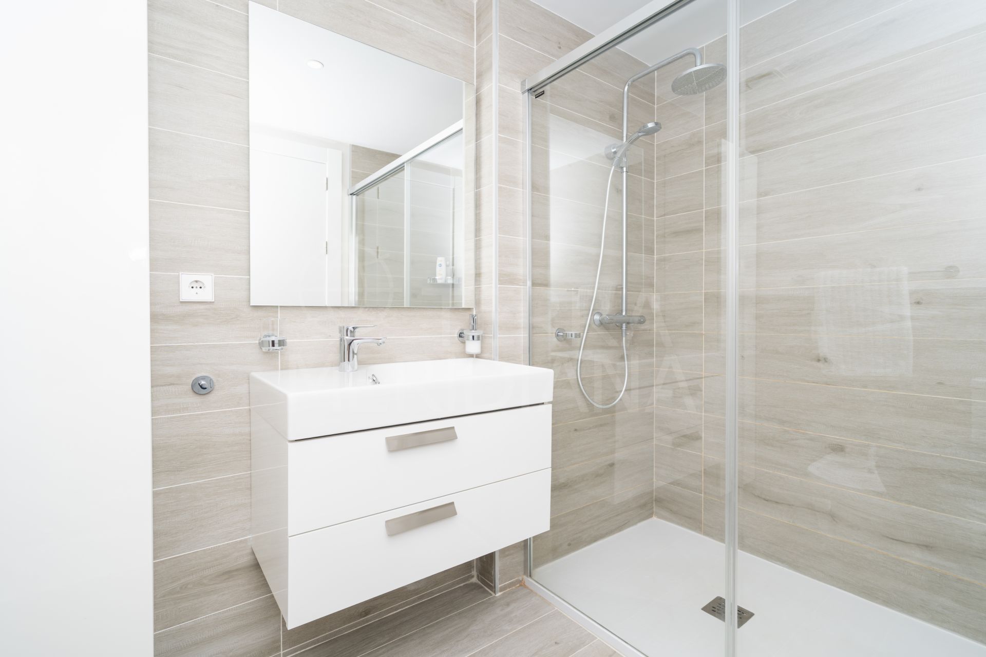 Ground Floor Apartment in Selwo, Estepona