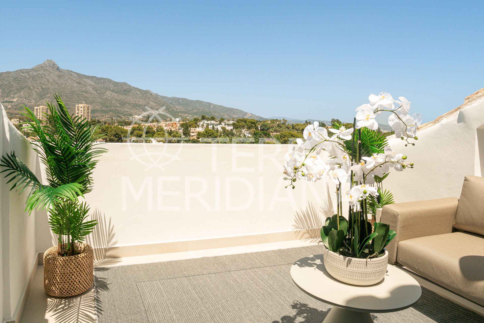 Penthouse in Nueva Andalucia, Marbella