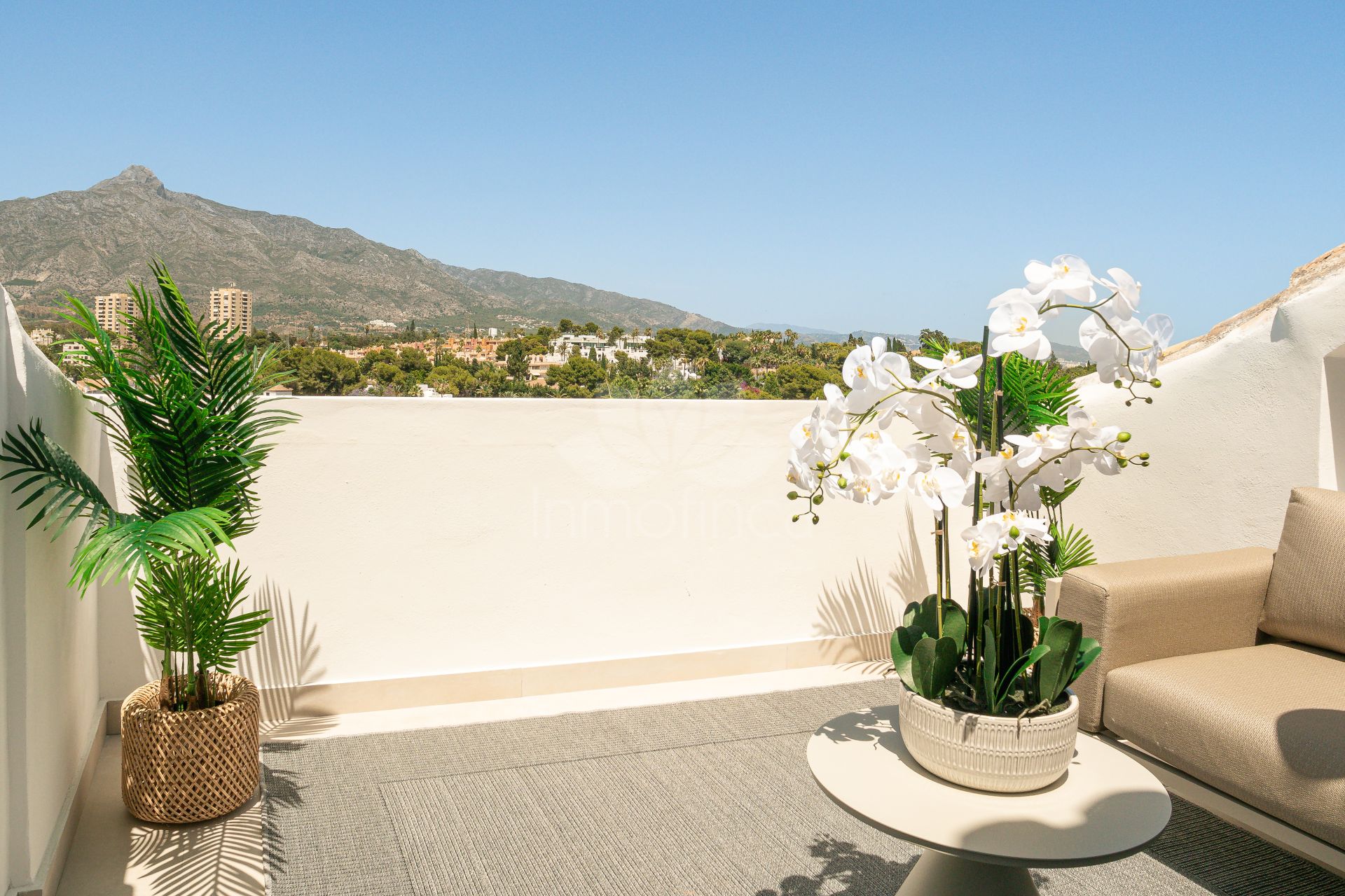 Ático en Nueva Andalucia, Marbella