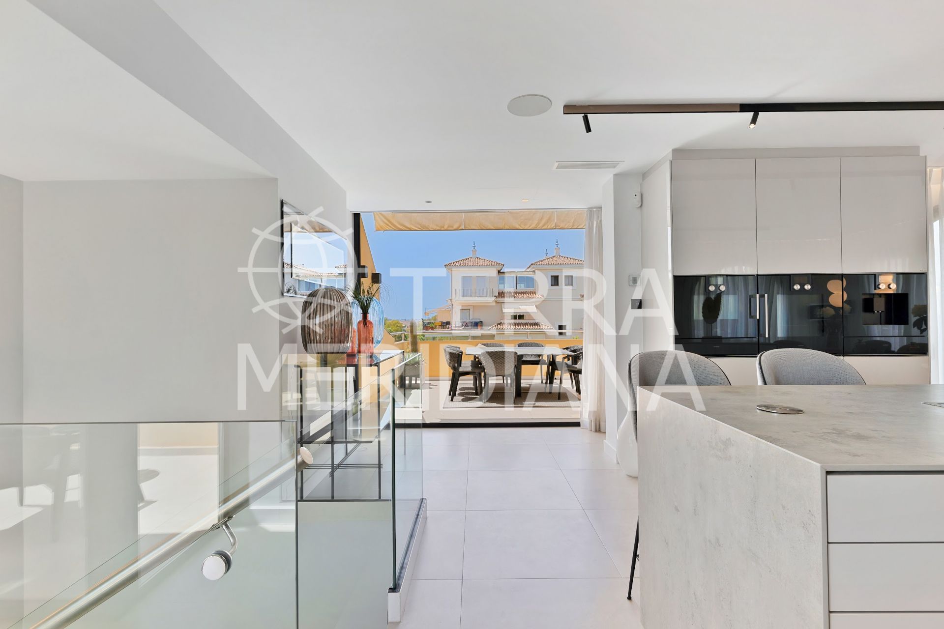 Duplex Penthouse in Andalucia del Mar, Marbella
