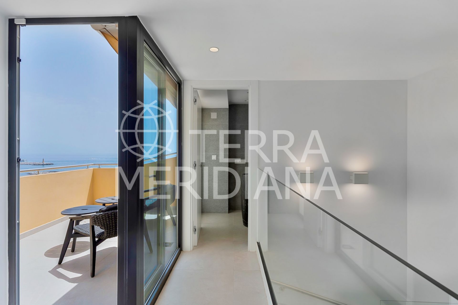 Duplex Penthouse in Andalucia del Mar, Marbella