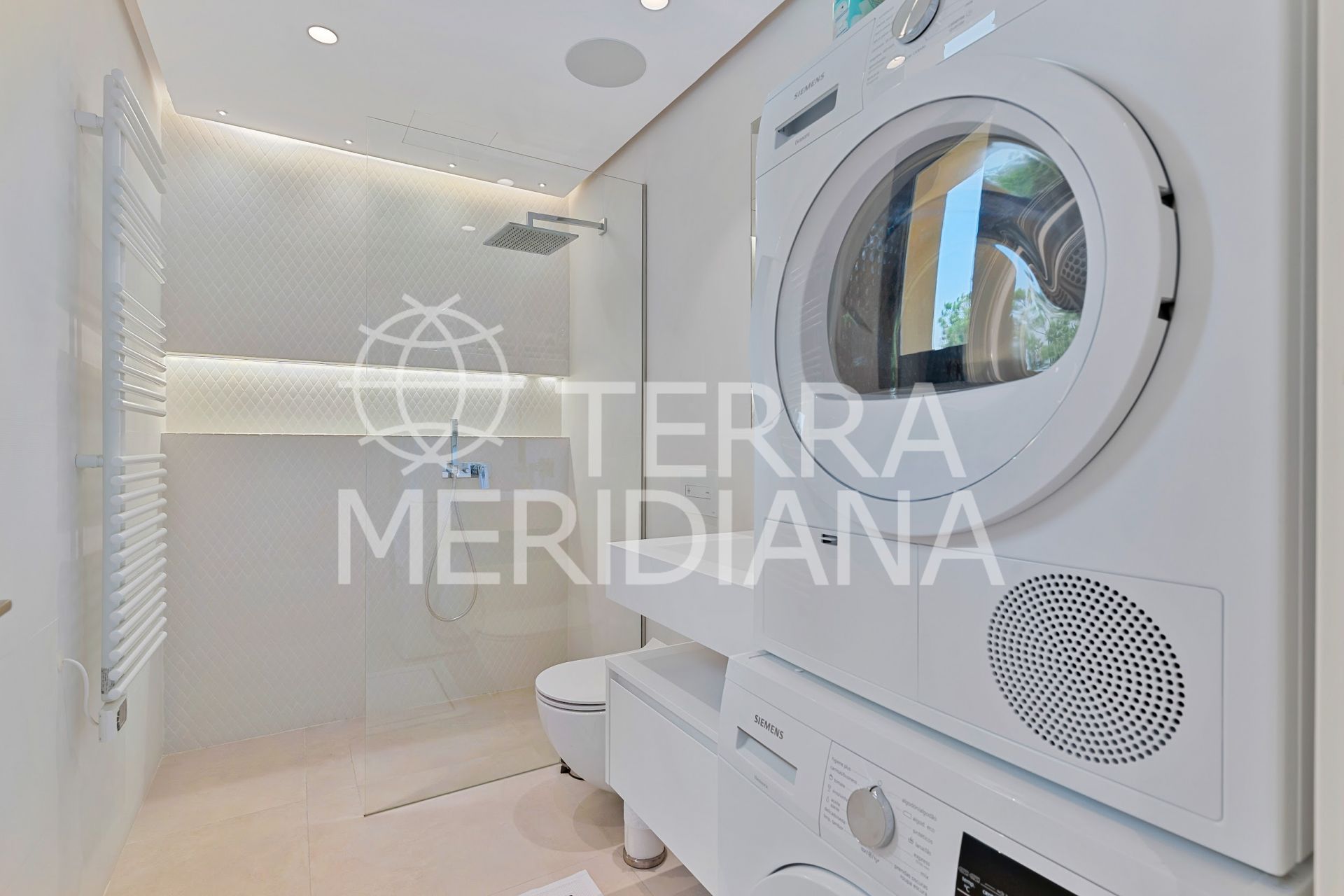 Duplex Penthouse in Andalucia del Mar, Marbella