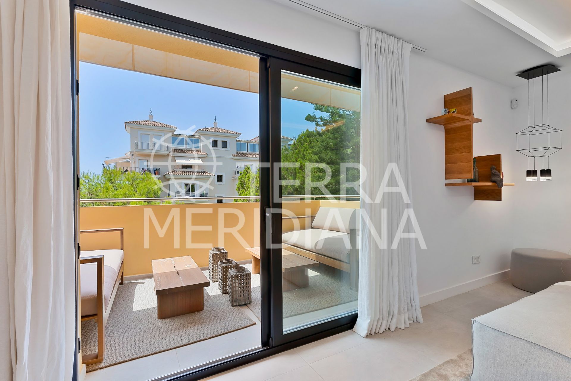 Duplex Penthouse in Andalucia del Mar, Marbella