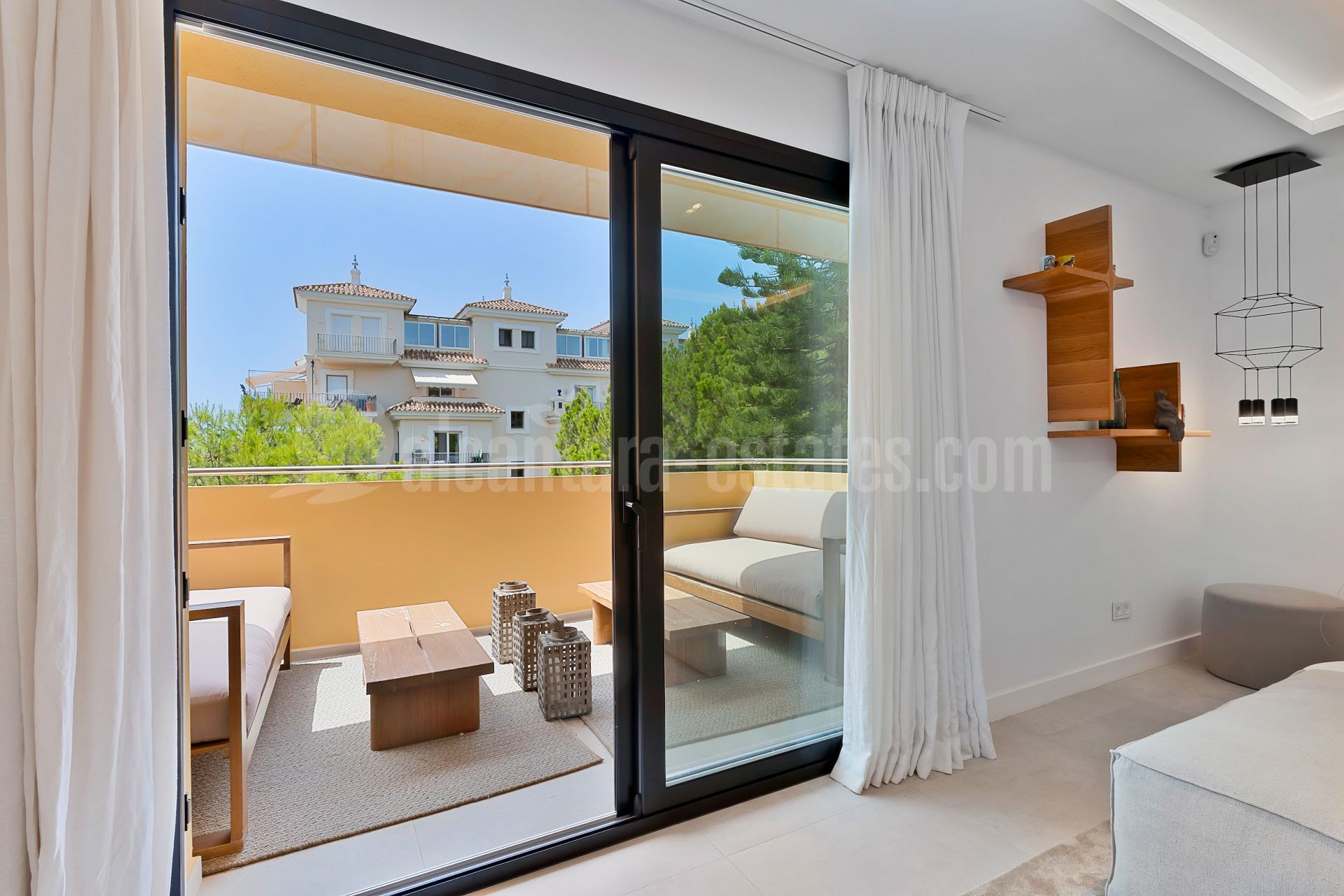 Atico Duplex en Andalucia del Mar, Marbella