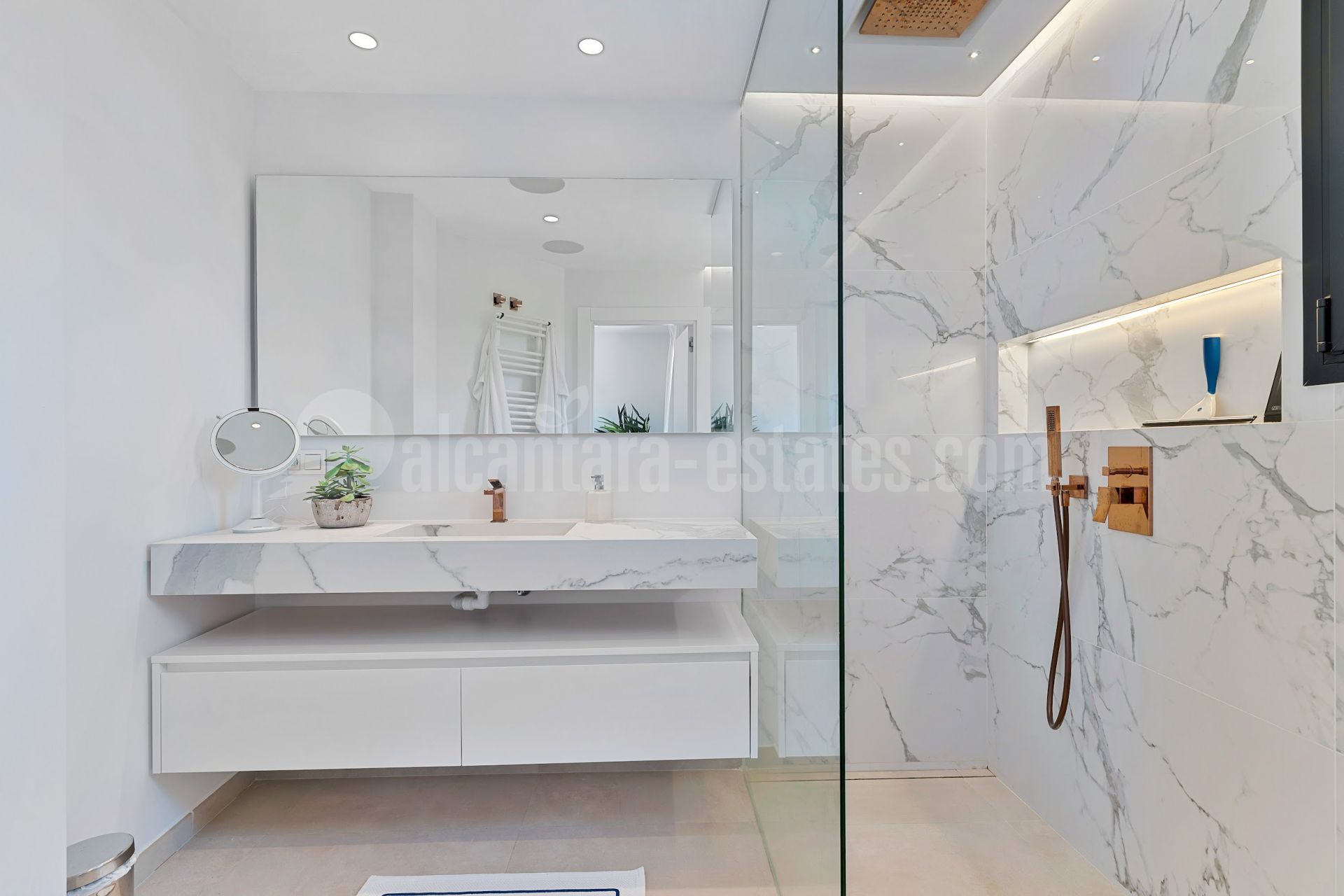 Atico Duplex en Andalucia del Mar, Marbella