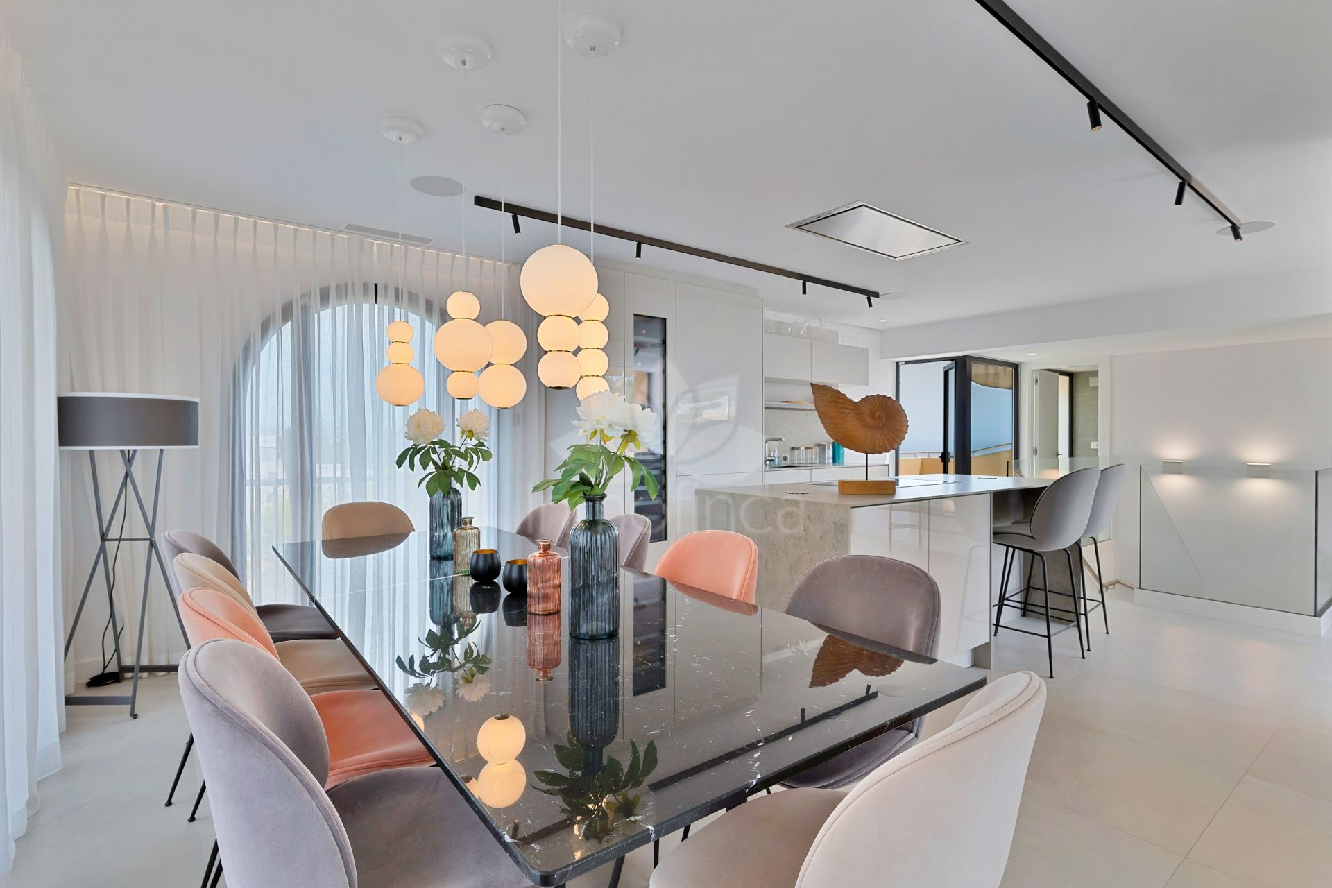 Duplex Penthouse in Andalucia del Mar, Marbella