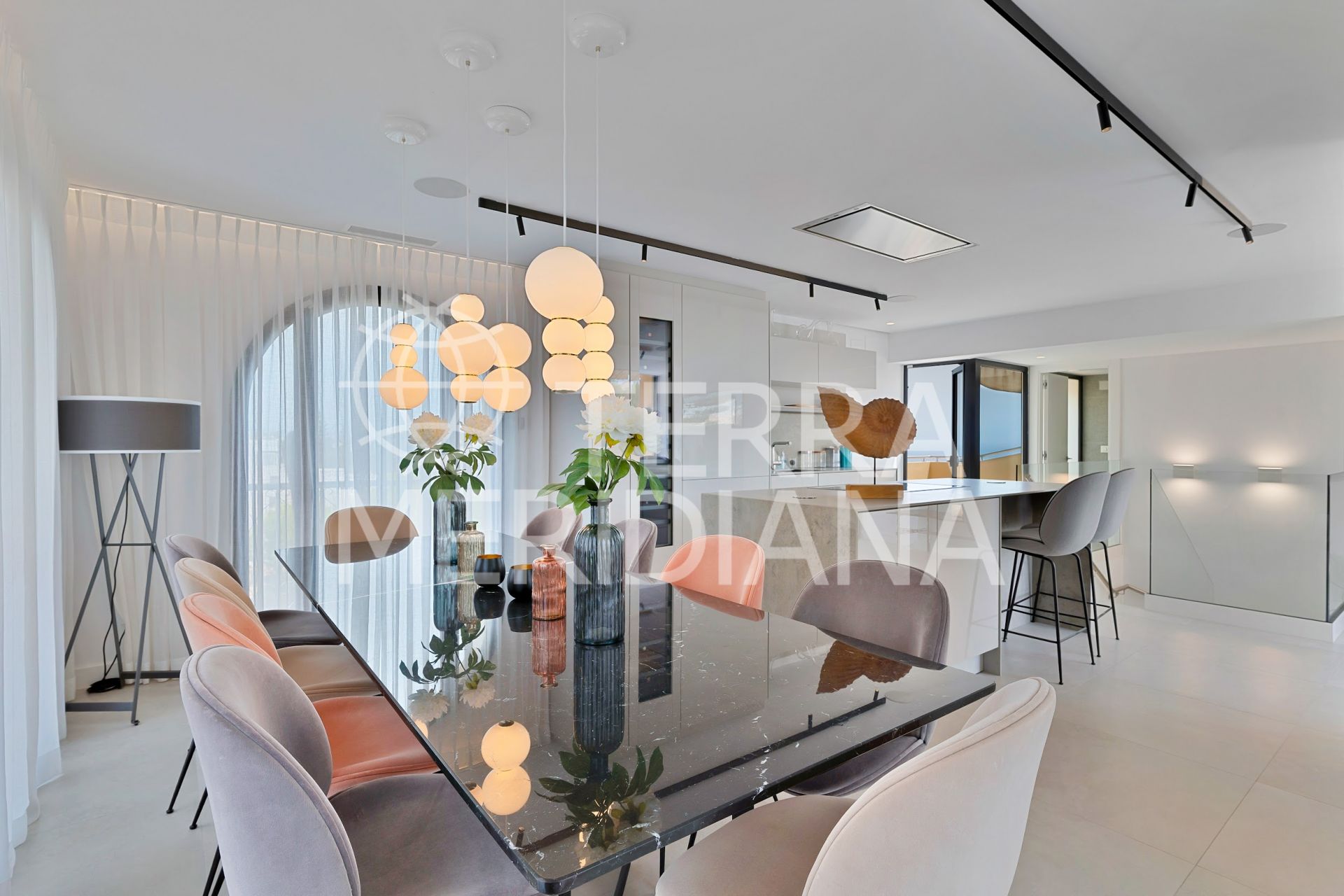 Duplex Penthouse in Andalucia del Mar, Marbella