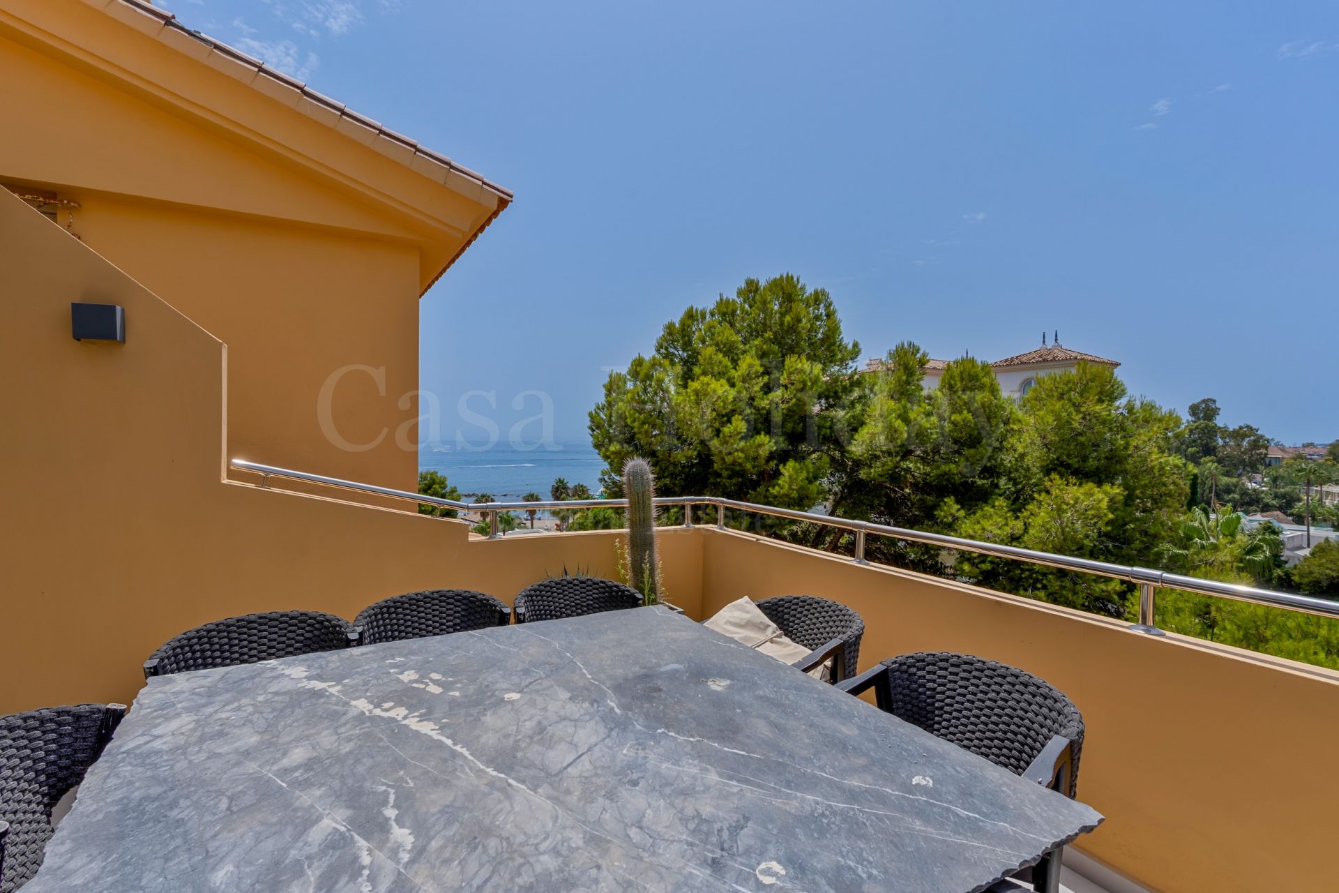 Atico Duplex en Andalucia del Mar, Marbella