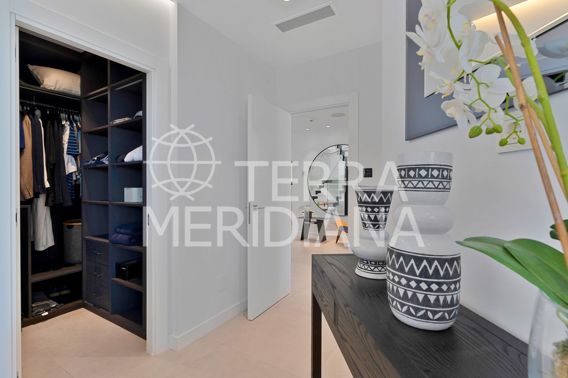 Duplex Penthouse in Andalucia del Mar, Marbella