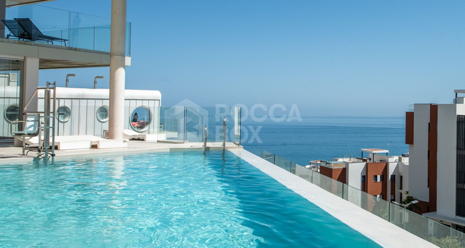 Three bedroom apartment with panoramic sea view in MedOne, El Higueron