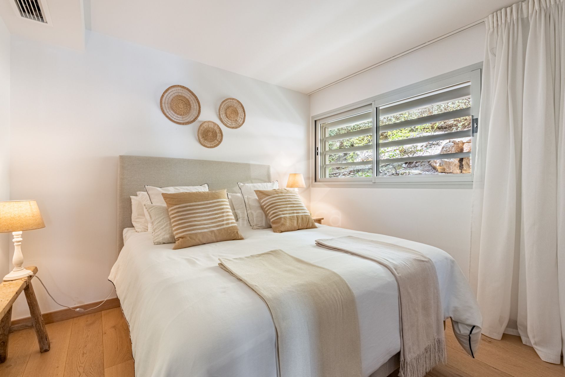 Apartment in El Higueron, Fuengirola