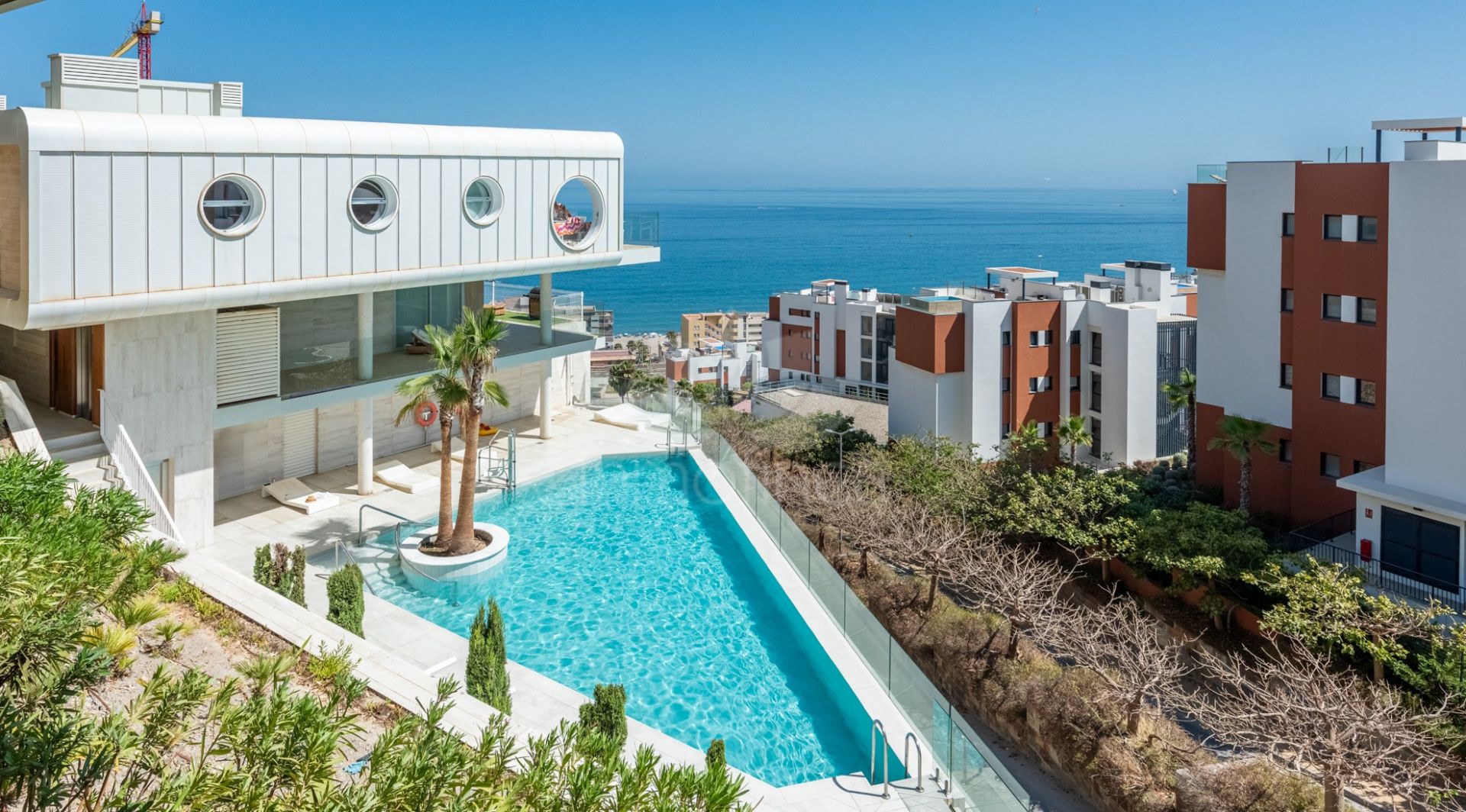 Apartment in El Higueron, Fuengirola