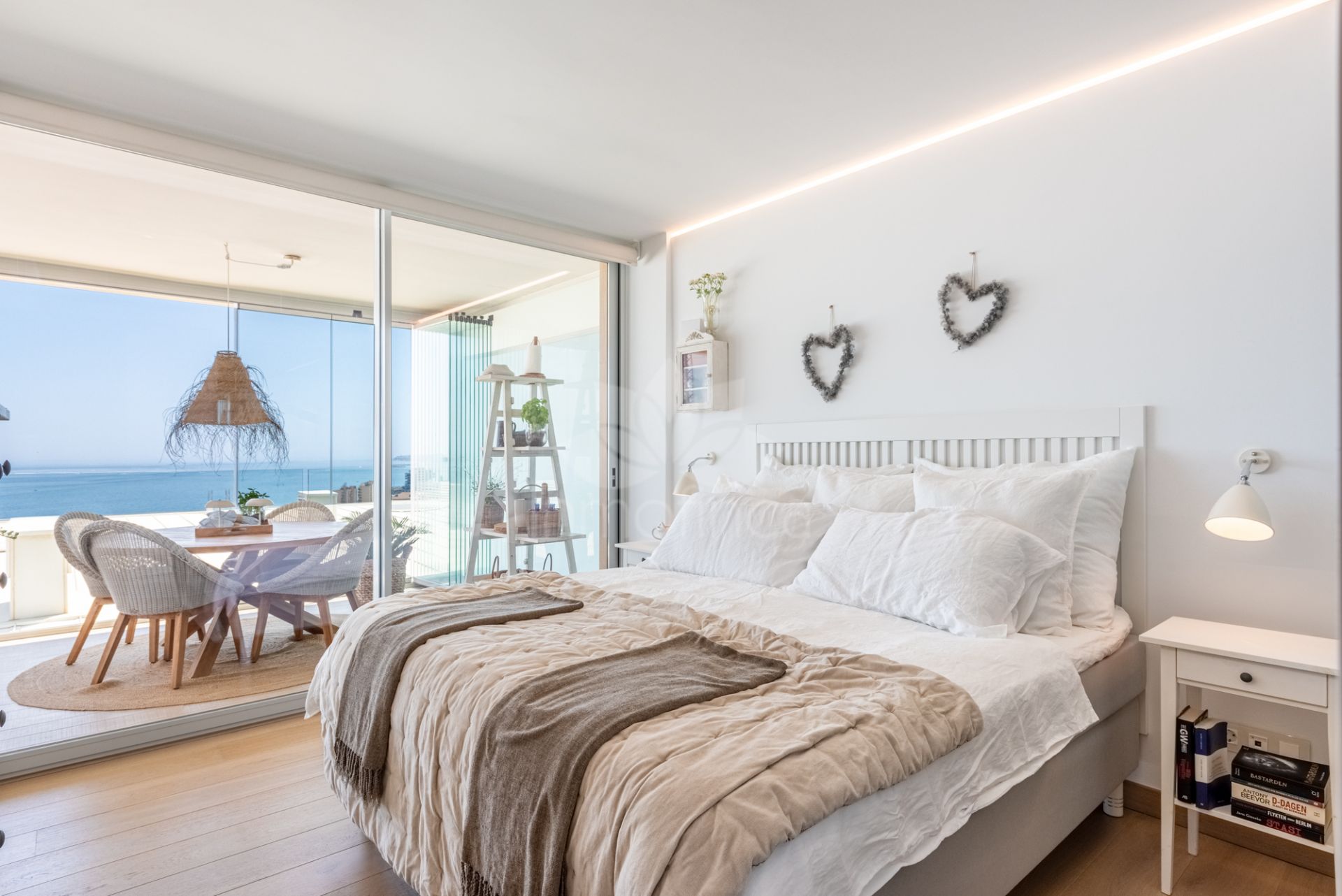Apartment in El Higueron, Fuengirola