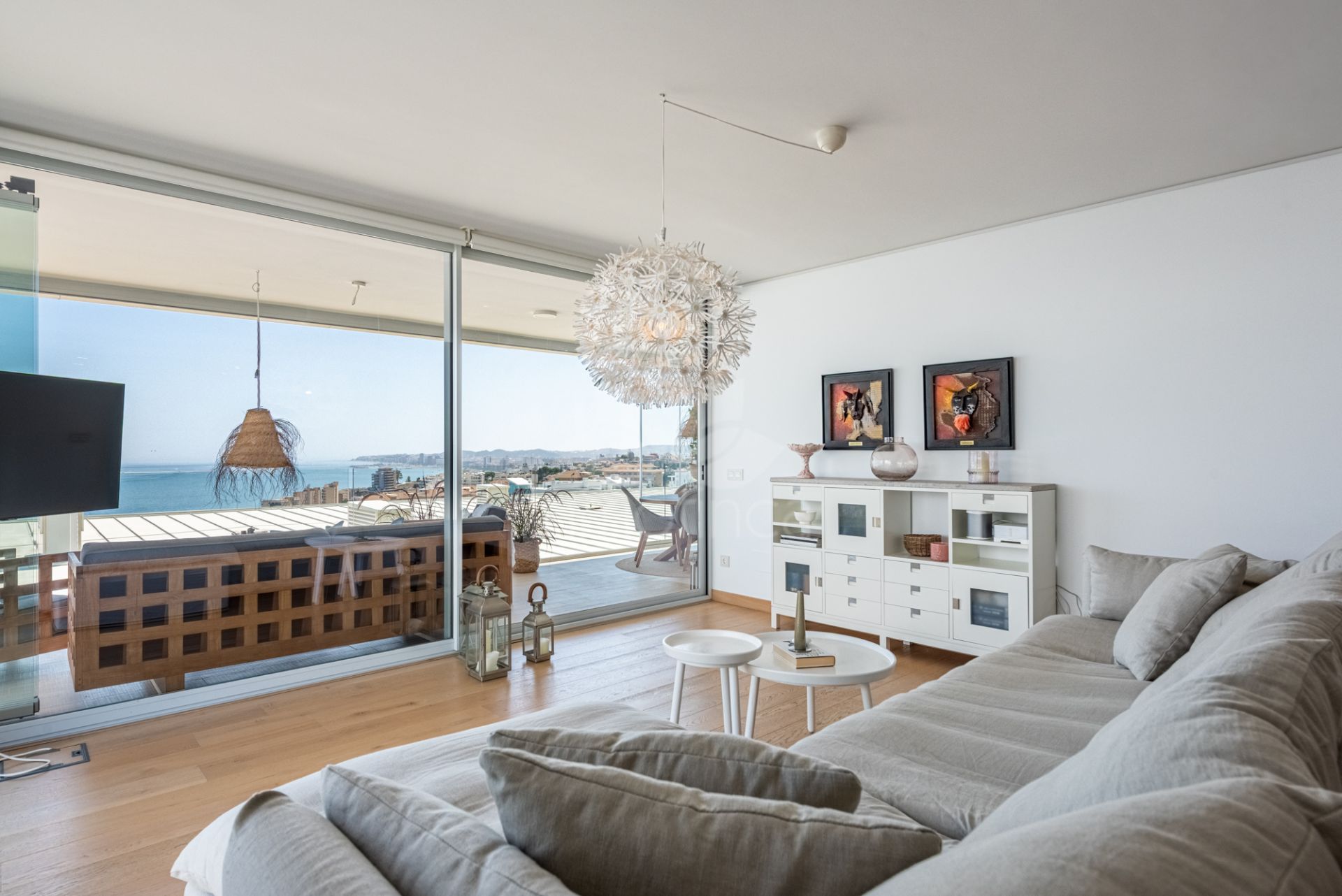 Apartment in El Higueron, Fuengirola