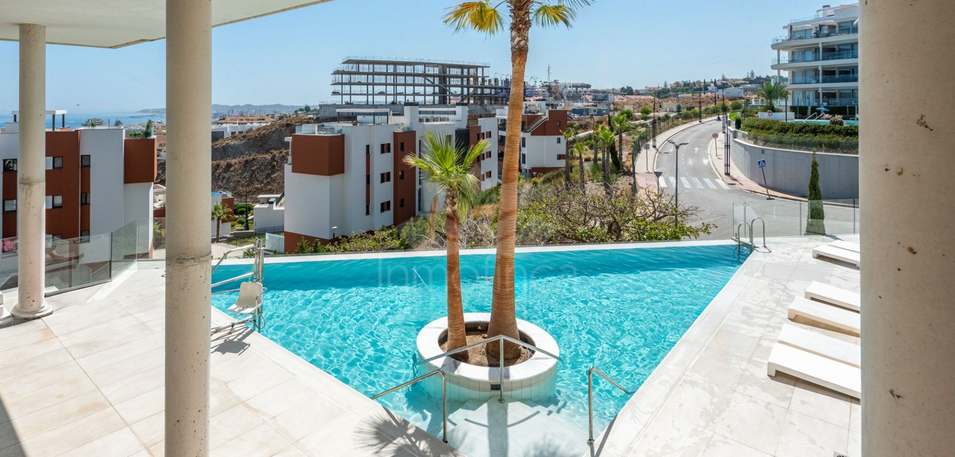 Apartment in El Higueron, Fuengirola