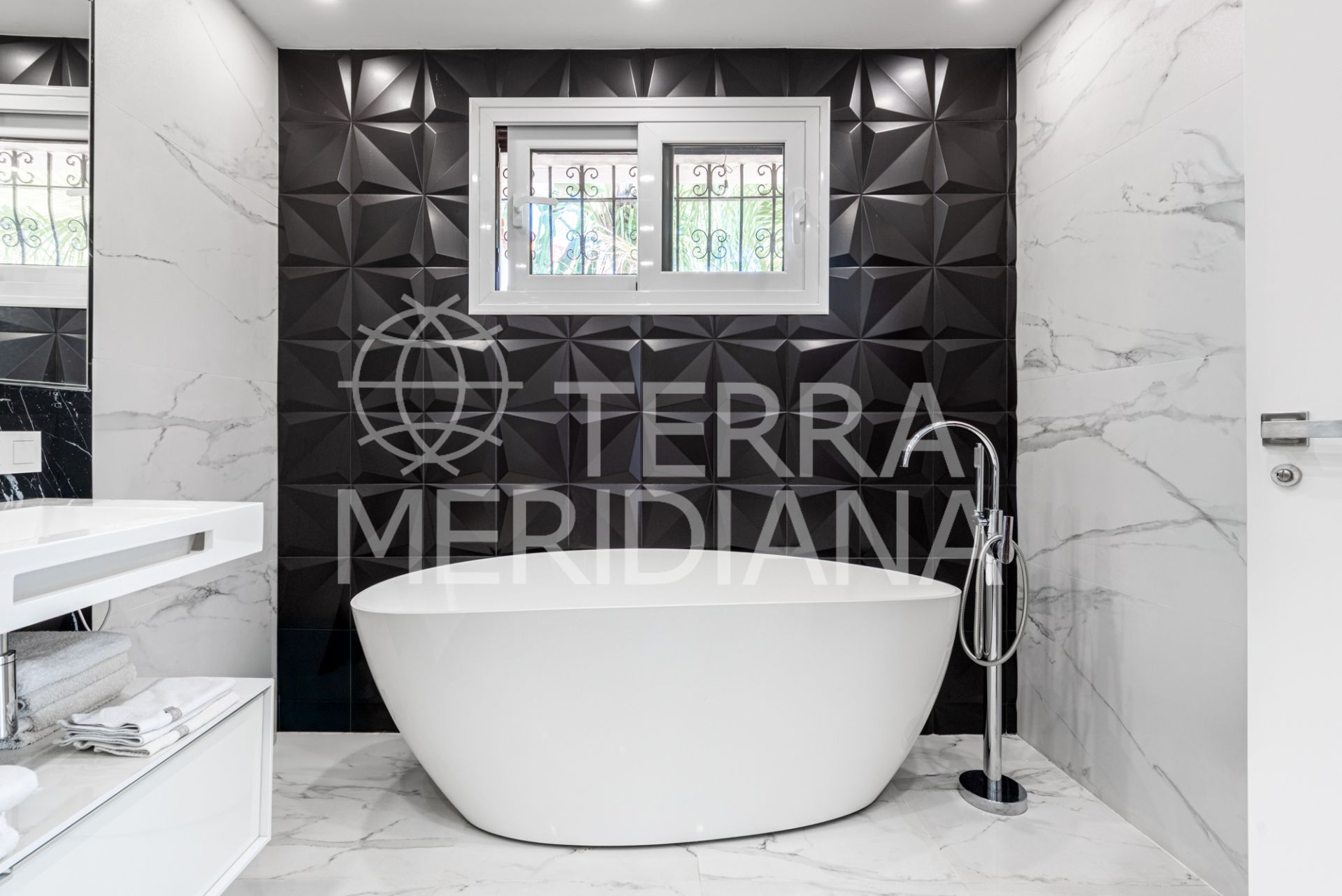 Villa in El Real Panorama, Marbella