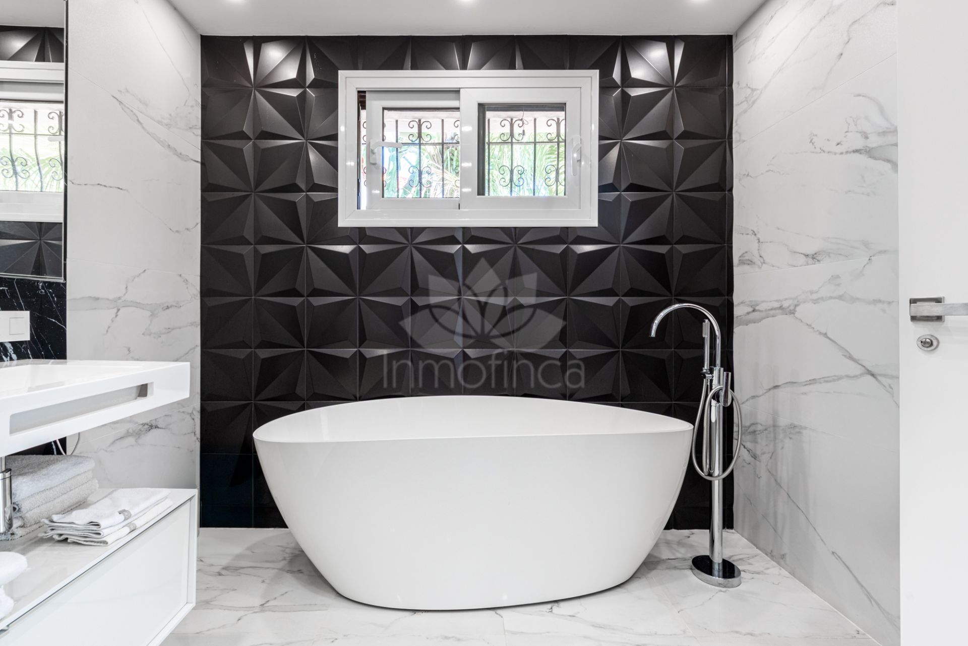 Villa in El Real Panorama, Marbella