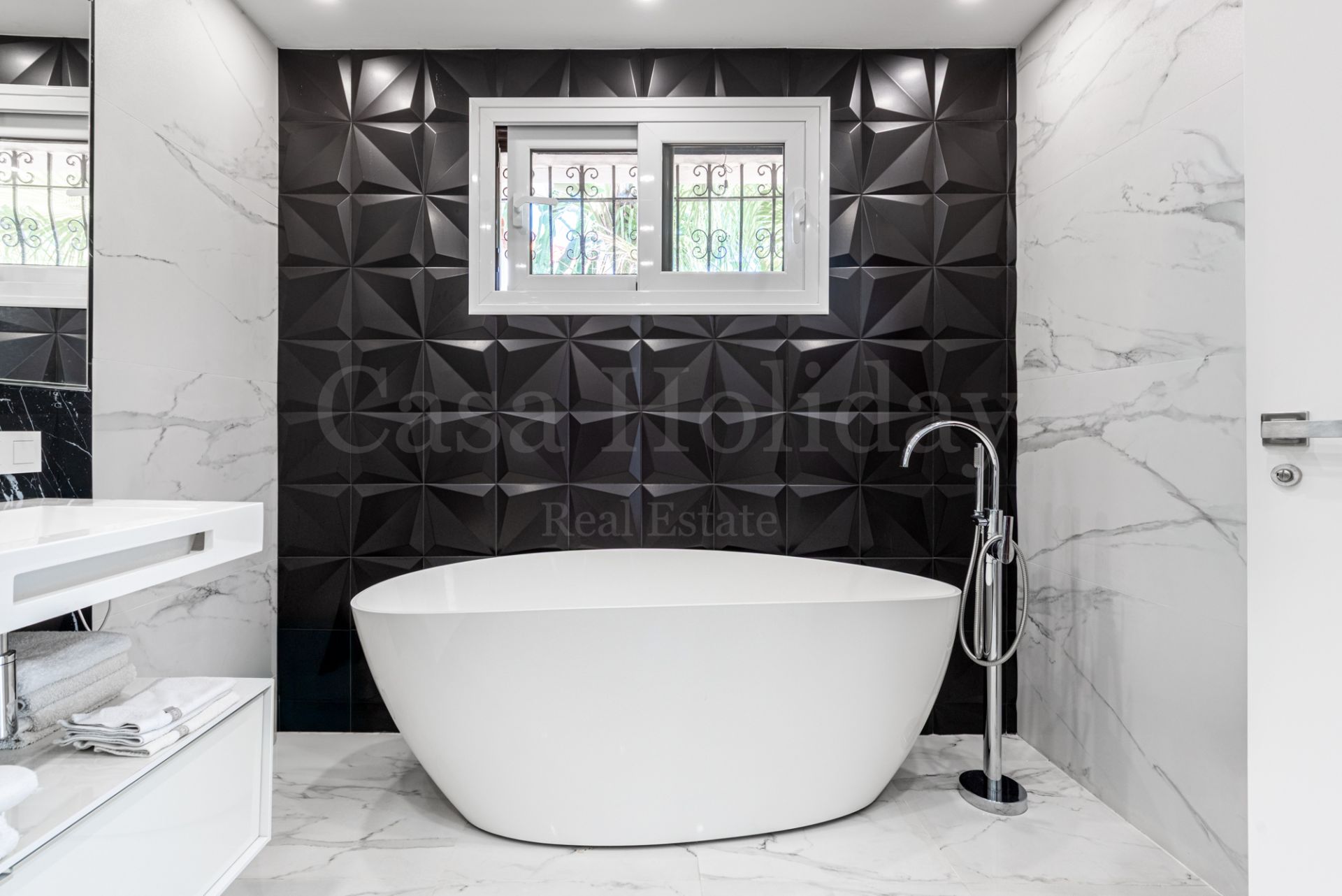 Villa in El Real Panorama, Marbella