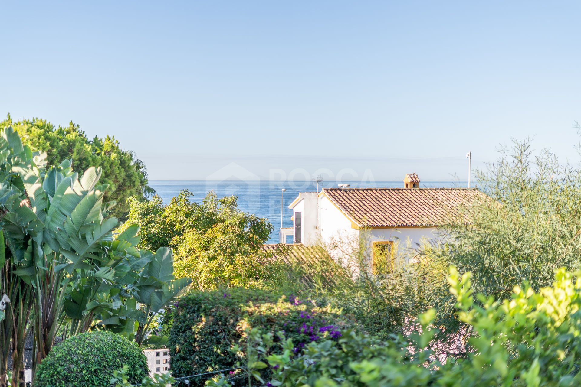 Completely Reconstructed Sea-View Villa with Tourist License – Marbella East