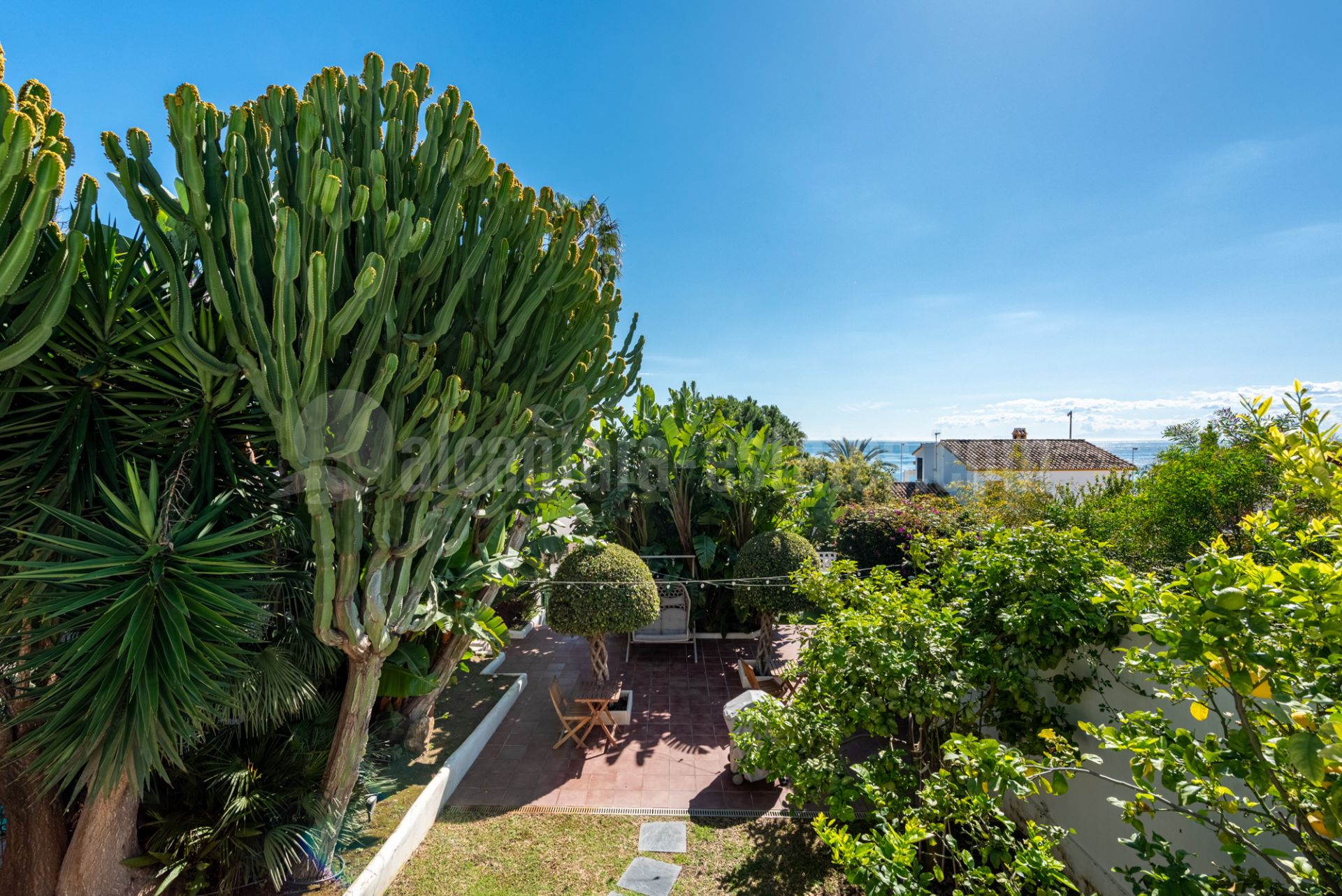 Villa in El Real Panorama, Marbella