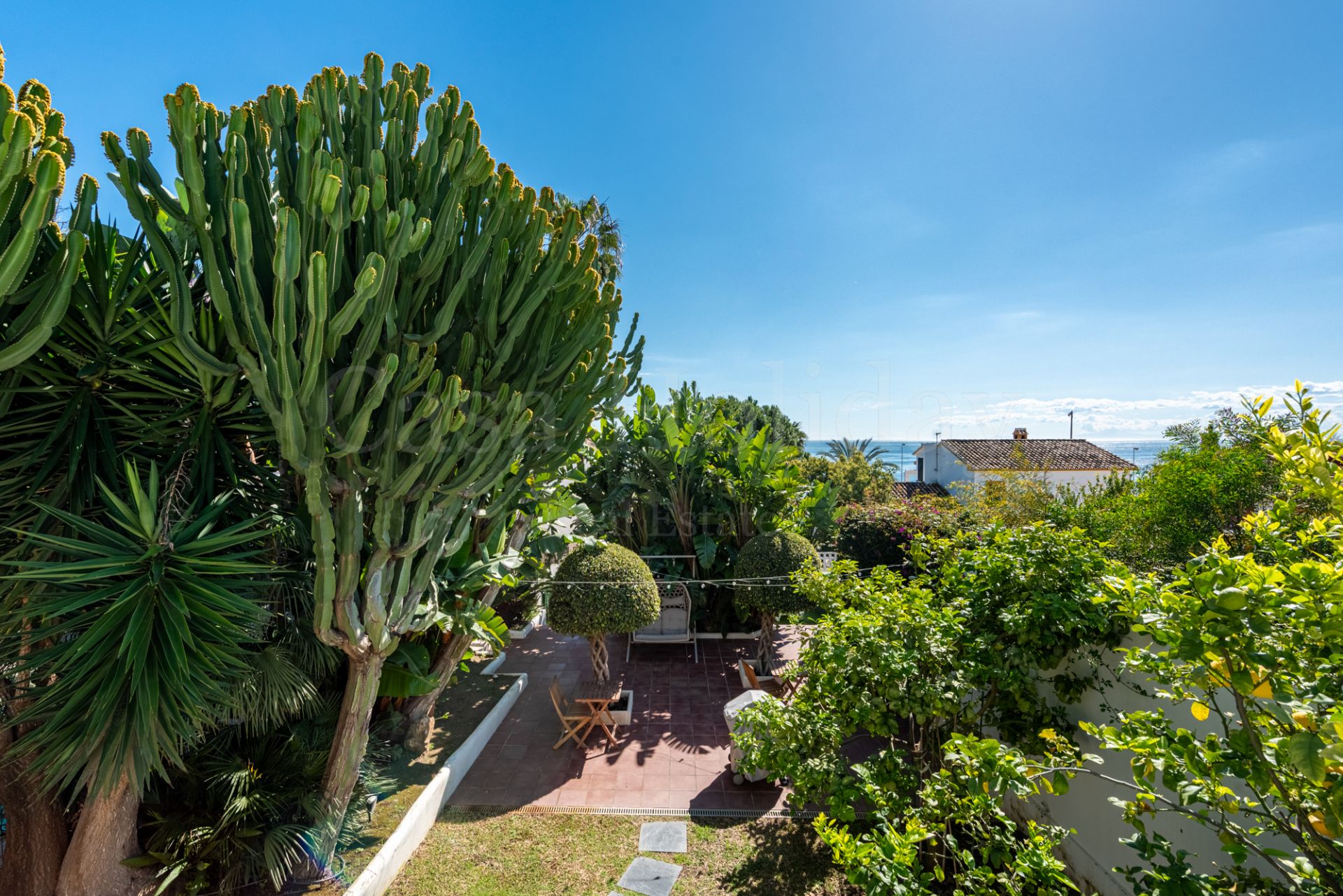 Villa in El Real Panorama, Marbella