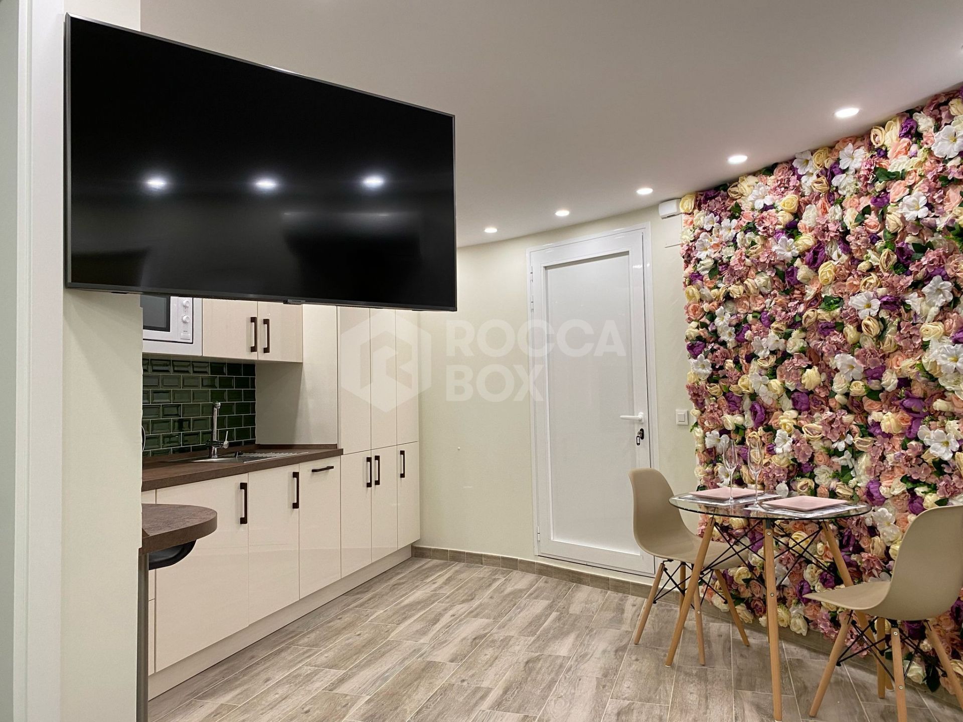 Completely Reconstructed Sea-View Villa with Tourist License – Marbella East