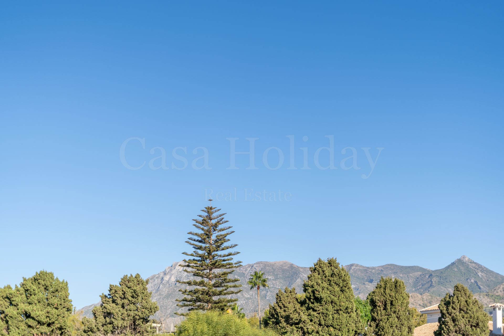 Villa in El Real Panorama, Marbella