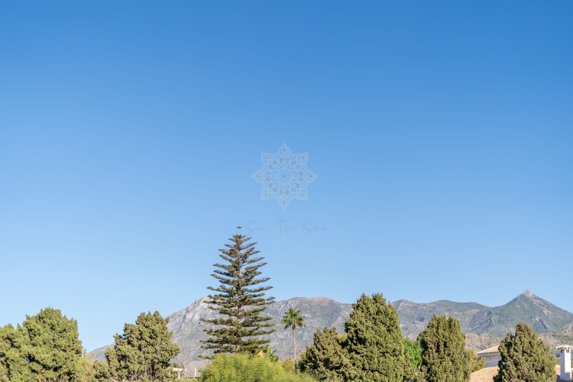 Villa in El Real Panorama, Marbella