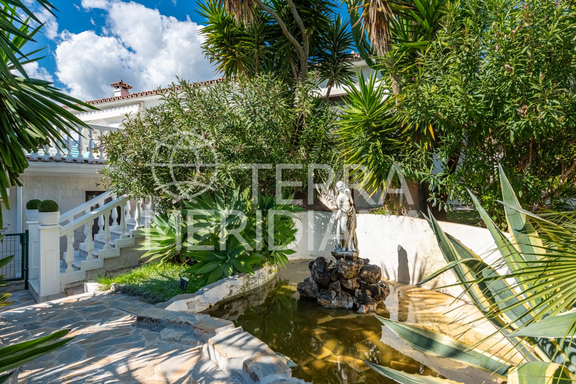 Villa in El Real Panorama, Marbella