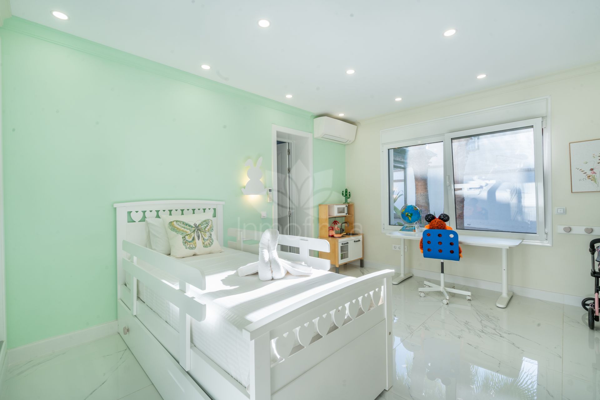 Villa in El Real Panorama, Marbella