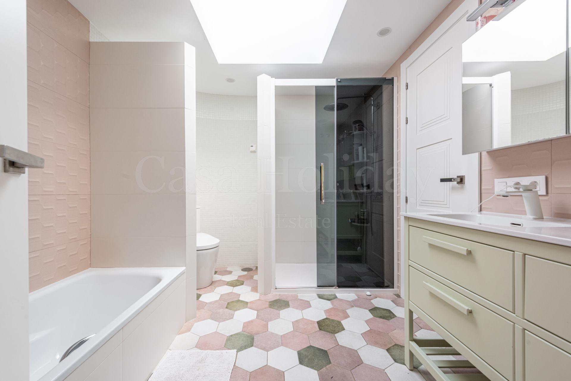 Villa in El Real Panorama, Marbella