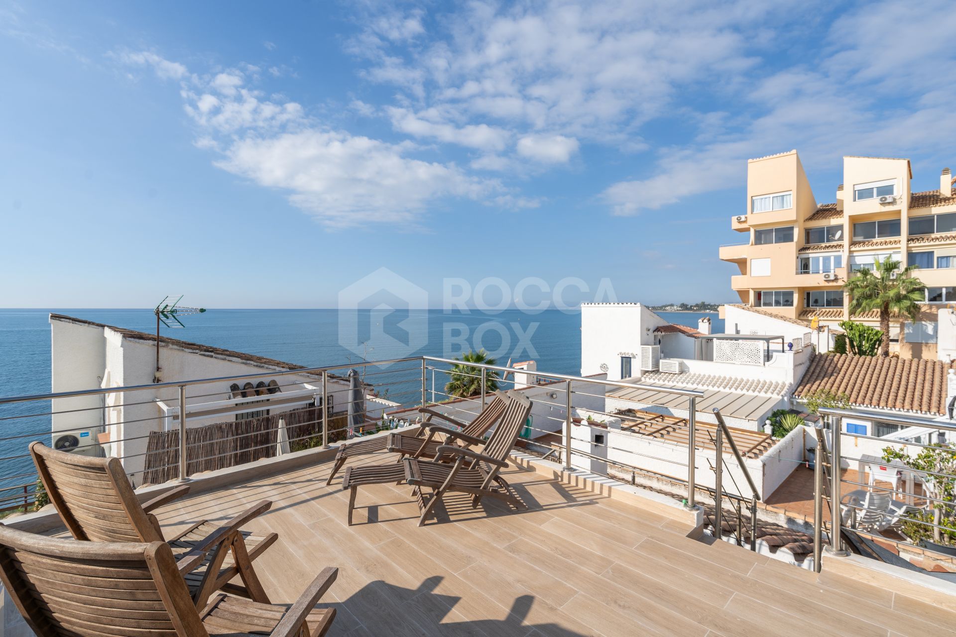 El Pirata – Beachfront Townhouse