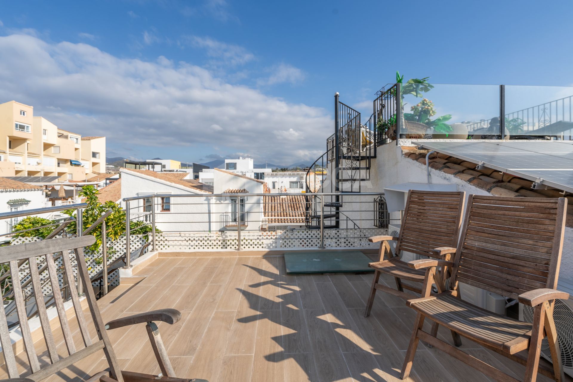 El Pirata – Beachfront Townhouse