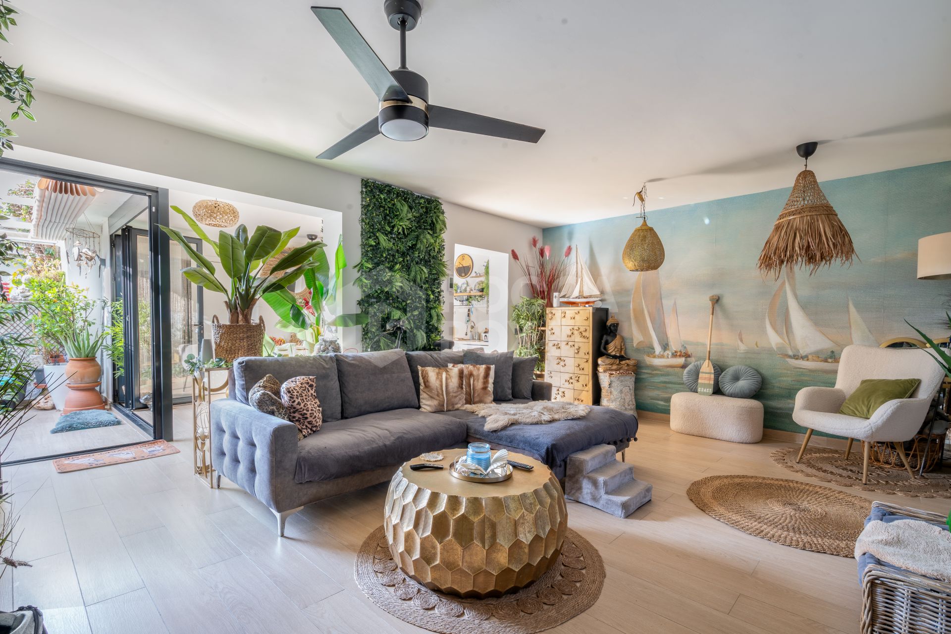 El Pirata – Beachfront Townhouse