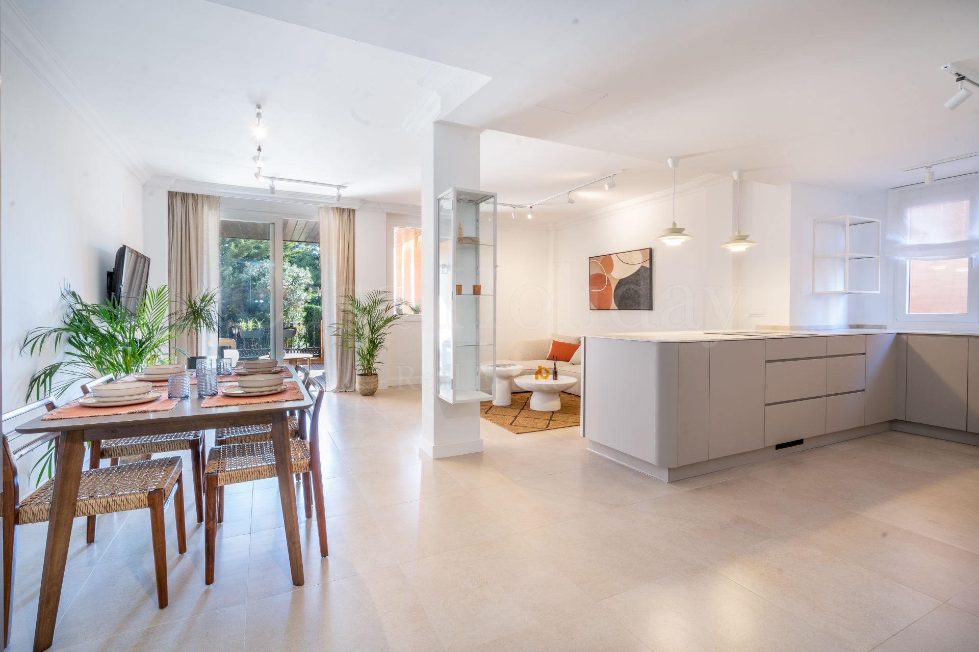 Apartamento en New Golden Mile, Estepona
