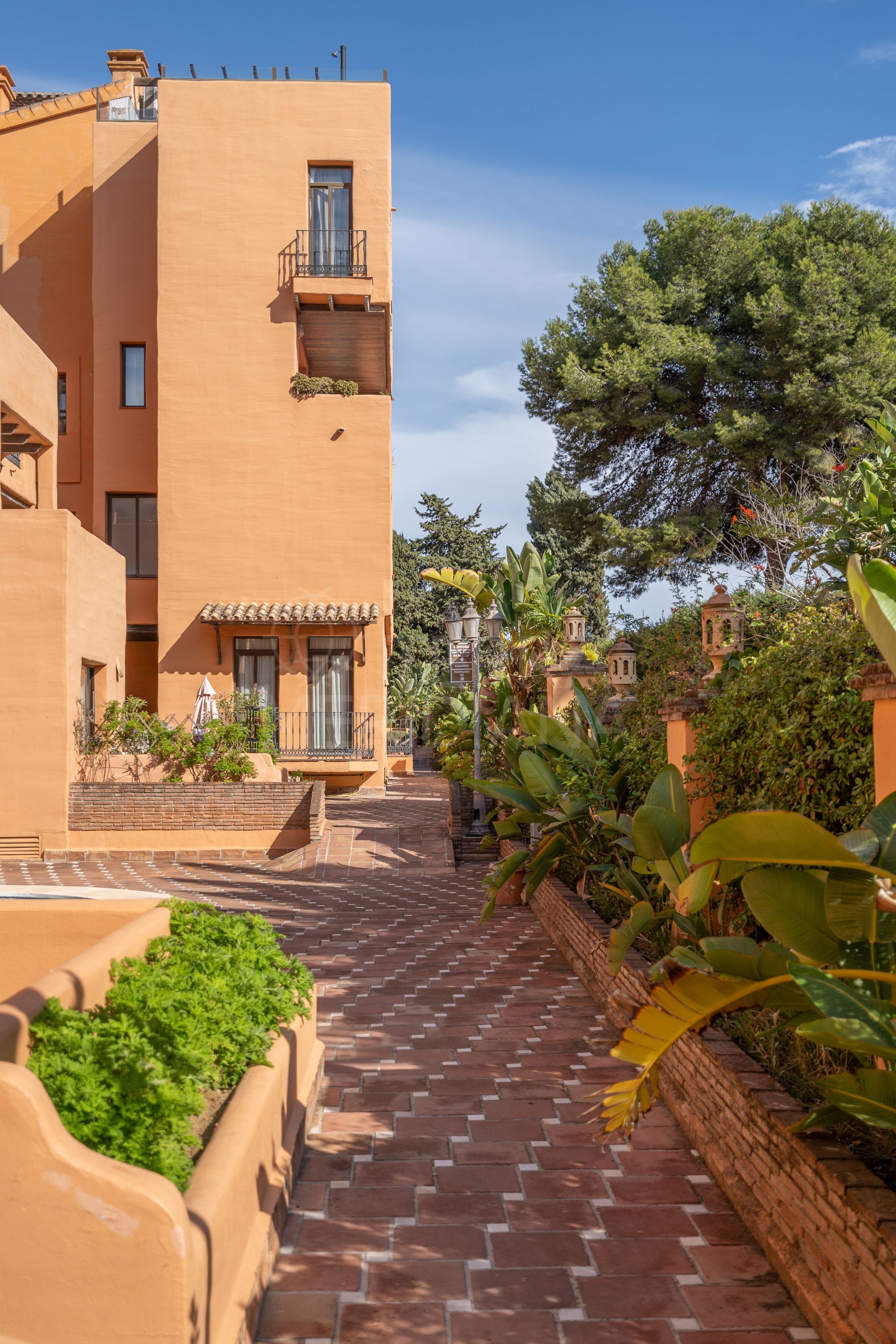 Apartment in New Golden Mile, Estepona