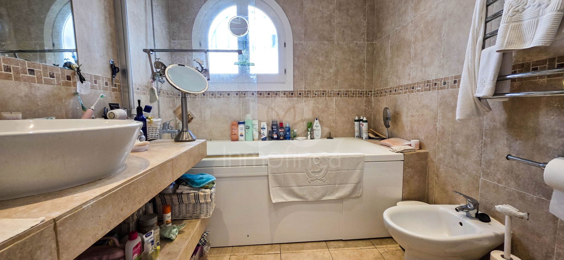 Semi Detached Villa in La Duquesa, Manilva