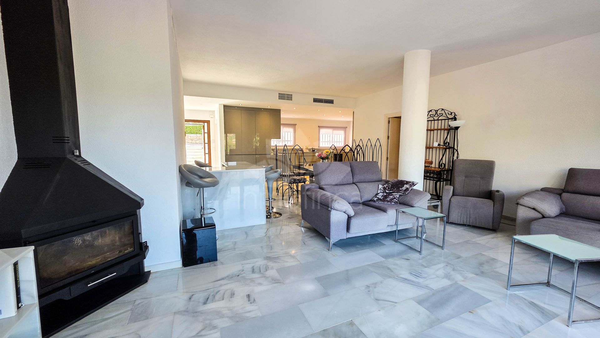 Semi Detached Villa in La Duquesa, Manilva