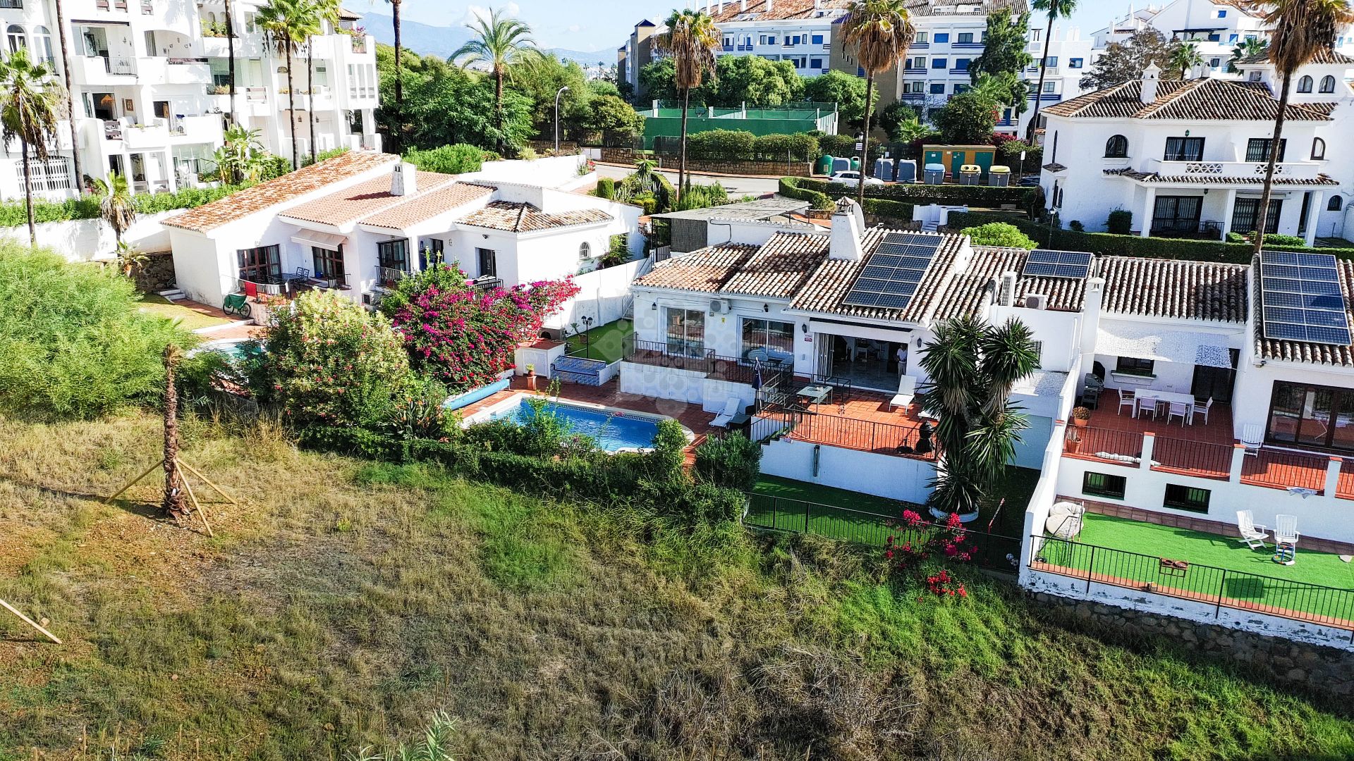 Villa Pareada en La Duquesa, Manilva