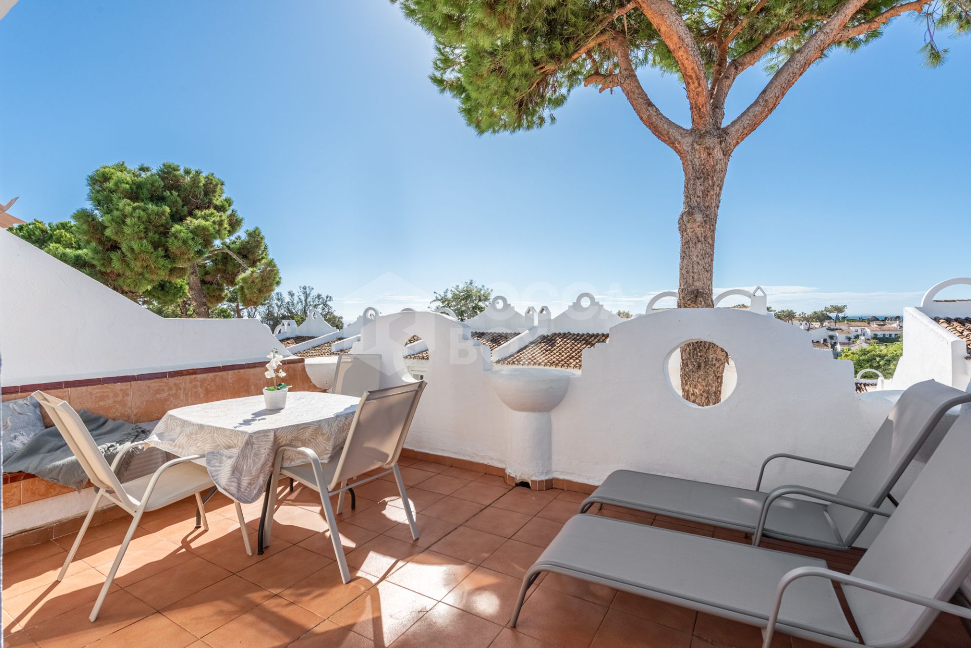 Charming Townhouse with Sea Views and Tourist License – Vime Reserva de Marbella