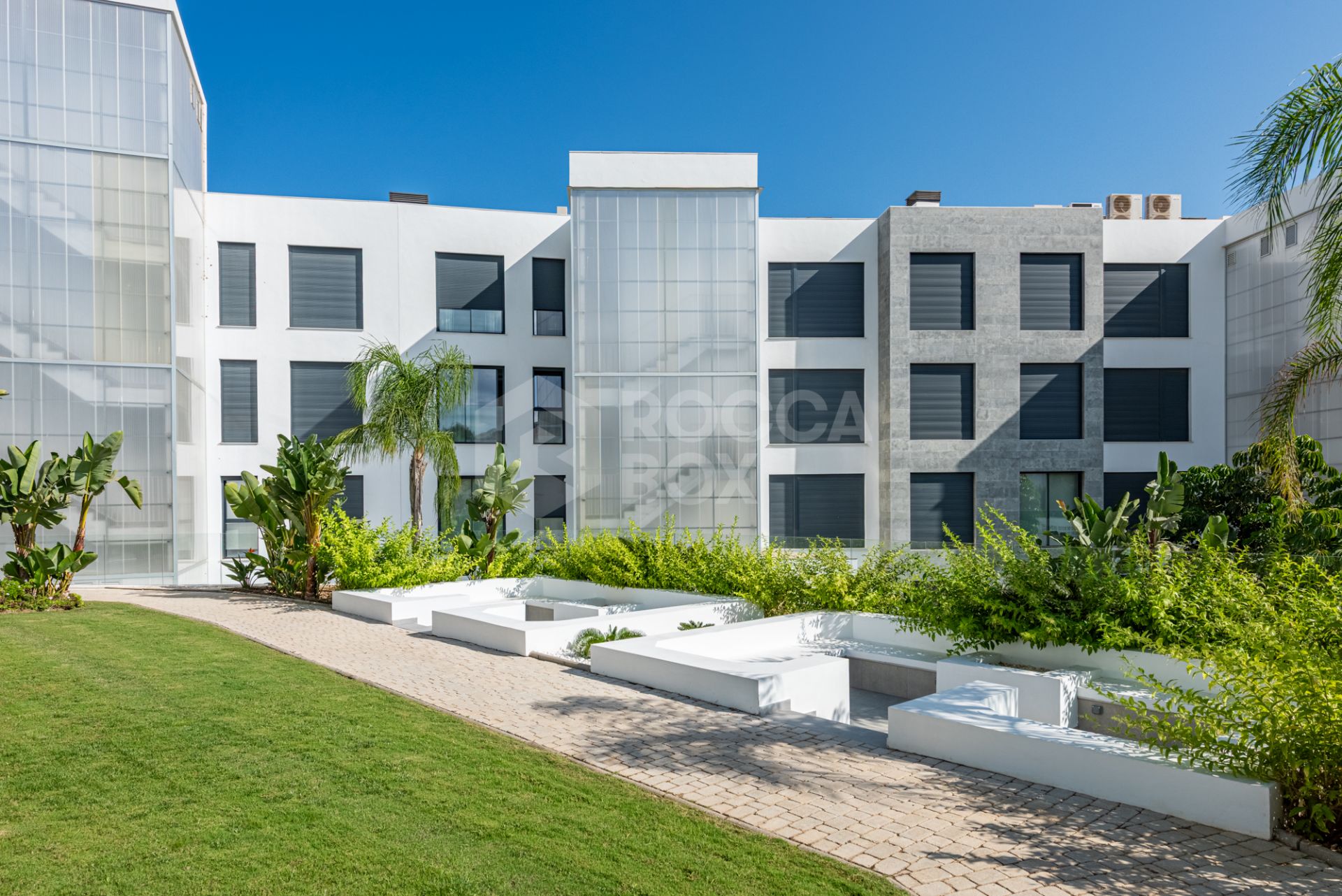 Modern Elegance with Sea and urban views over Fuengirola with turist license